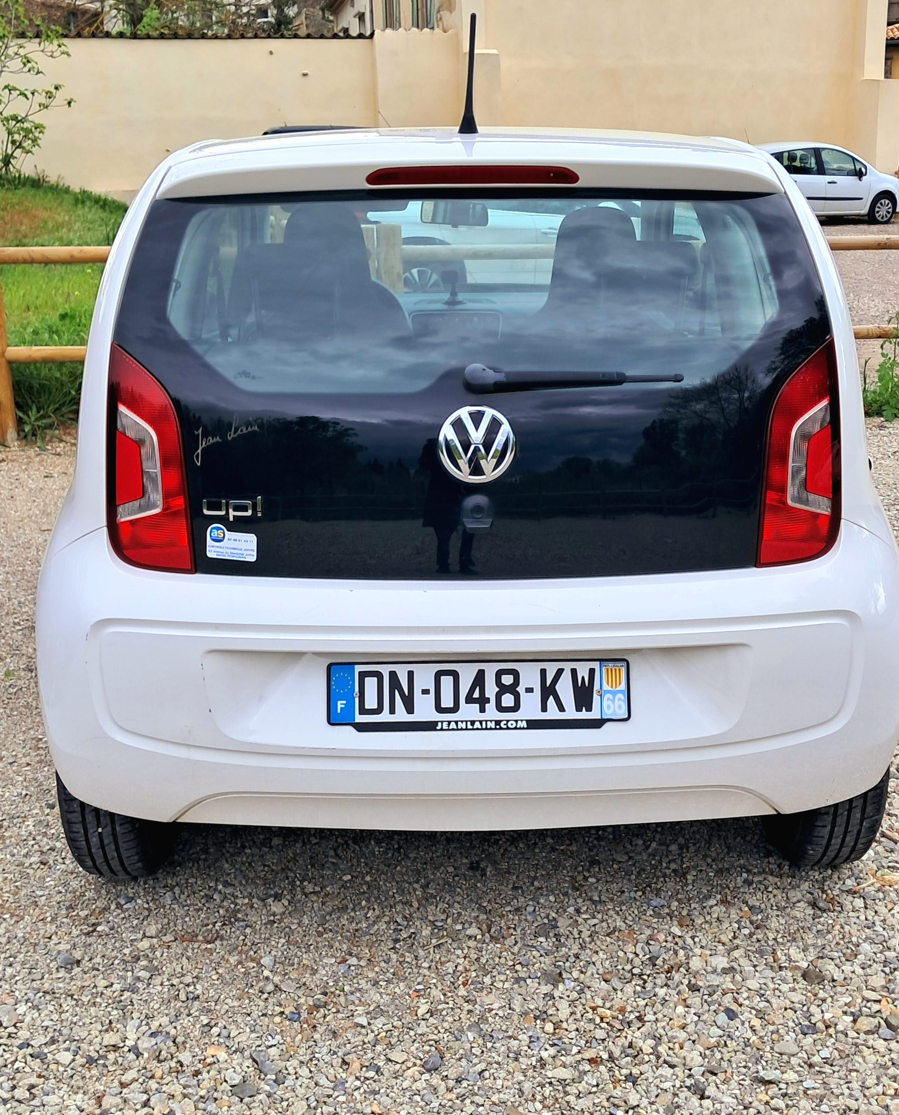 Volkswagen Up! 1.0 60ch – Compacte, Pratique & Économique*