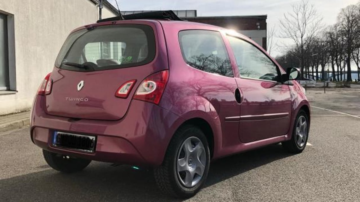 Renault Twingo II Liberty 1.2 mit elektr. Faltdach, Klima, Navi, Tempomat,... mit Navigationsgerät