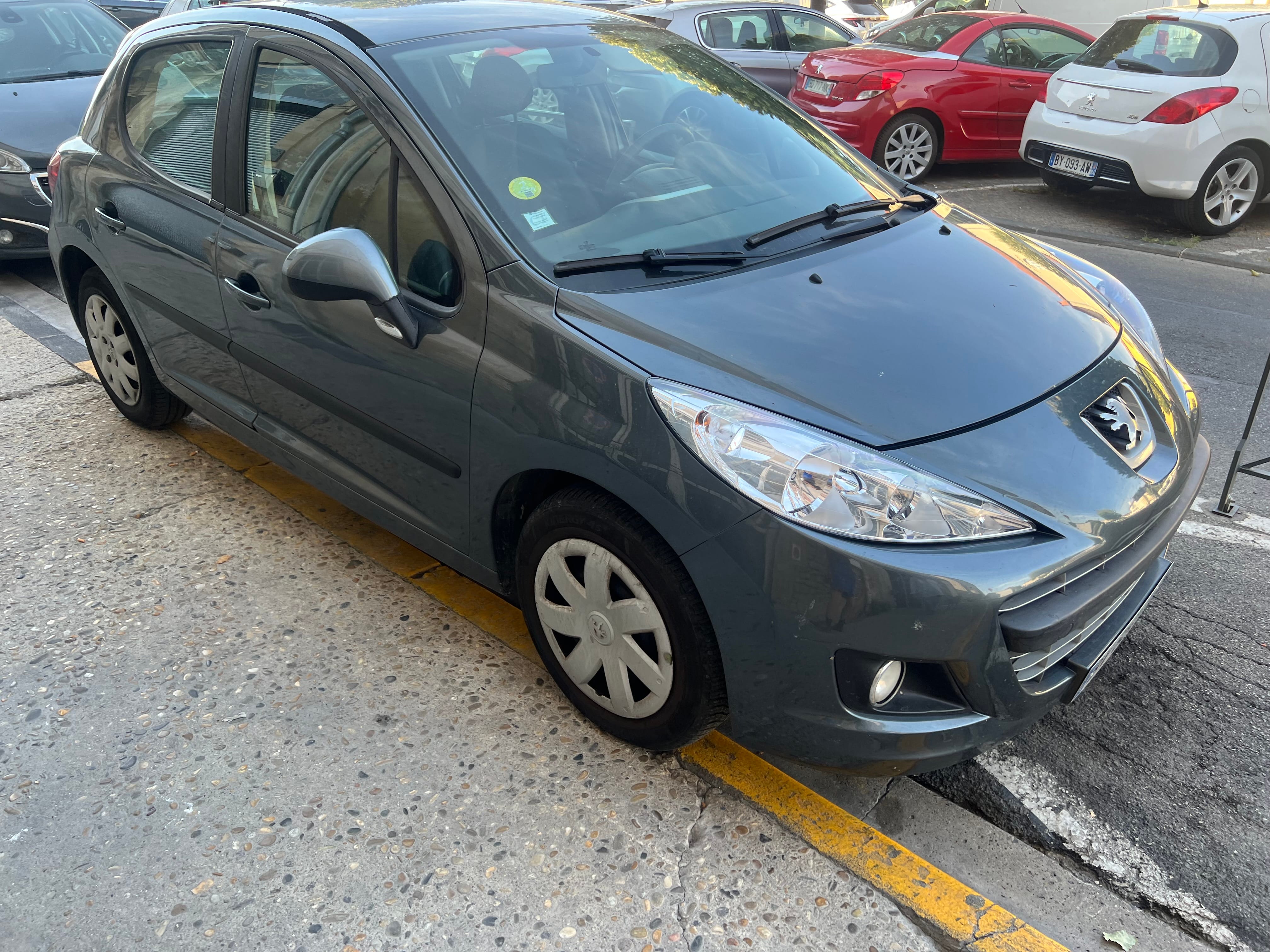 Peugeot 207 avec Climatisation