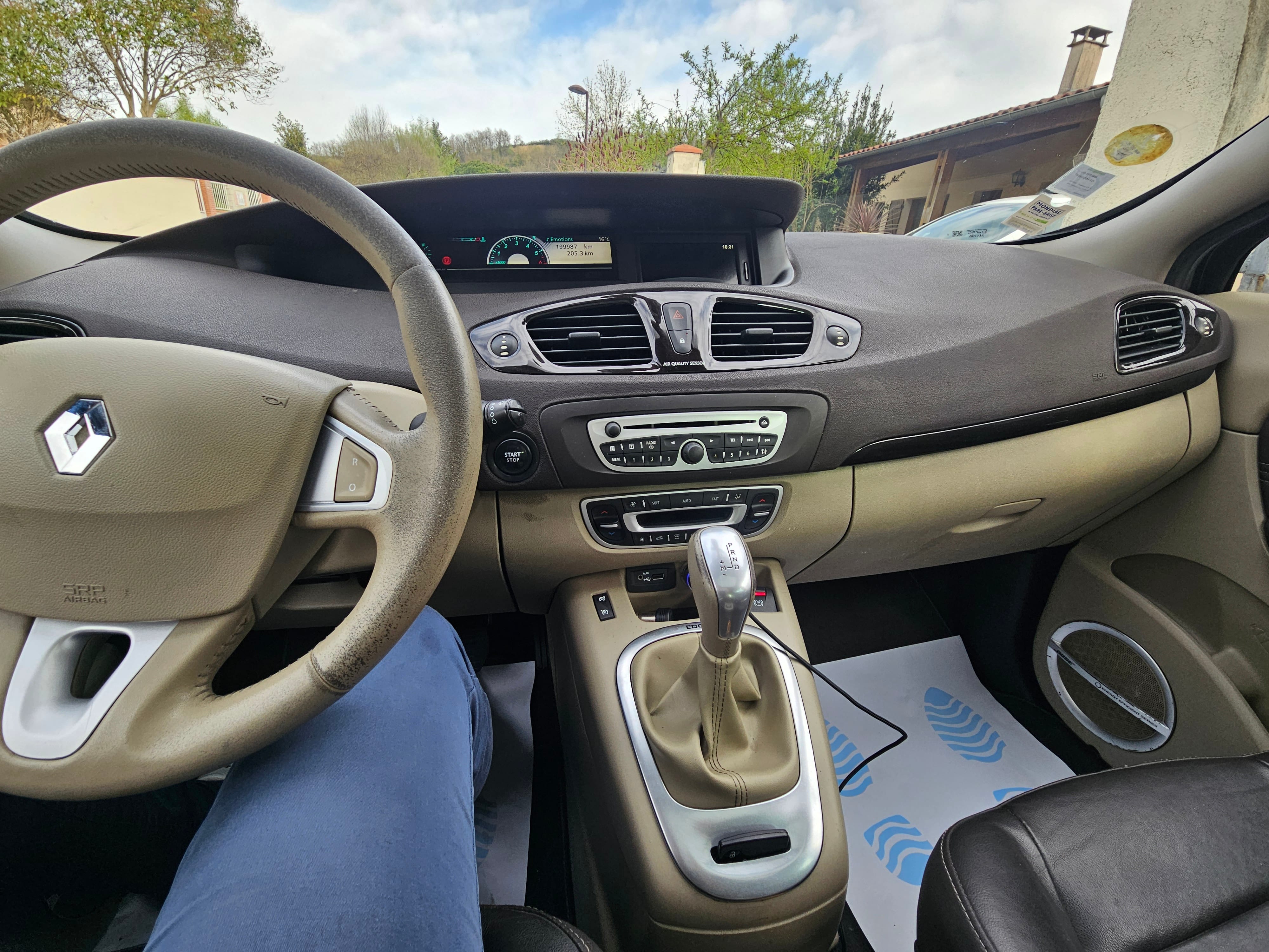 Renault Grand Scenic avec Régulateur de vitesse
