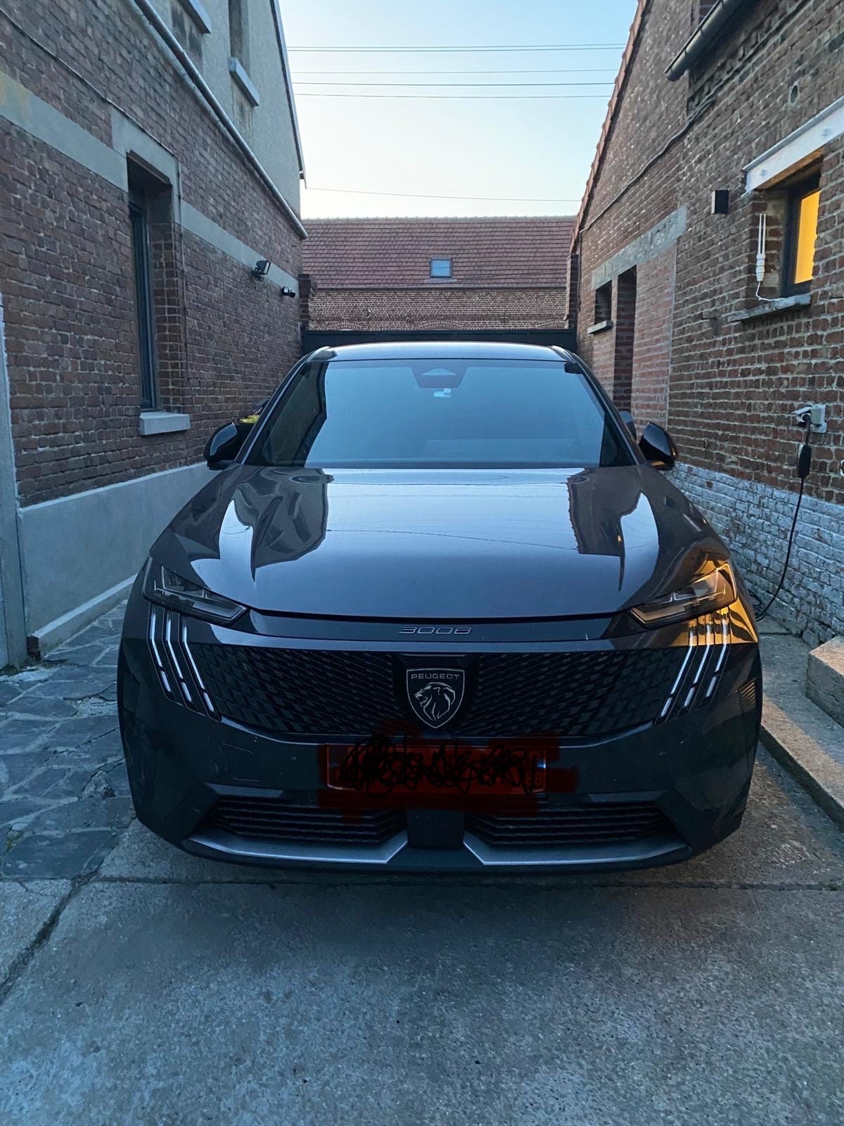 Peugeot E-3008 GT, 2025, Électrique, automatique