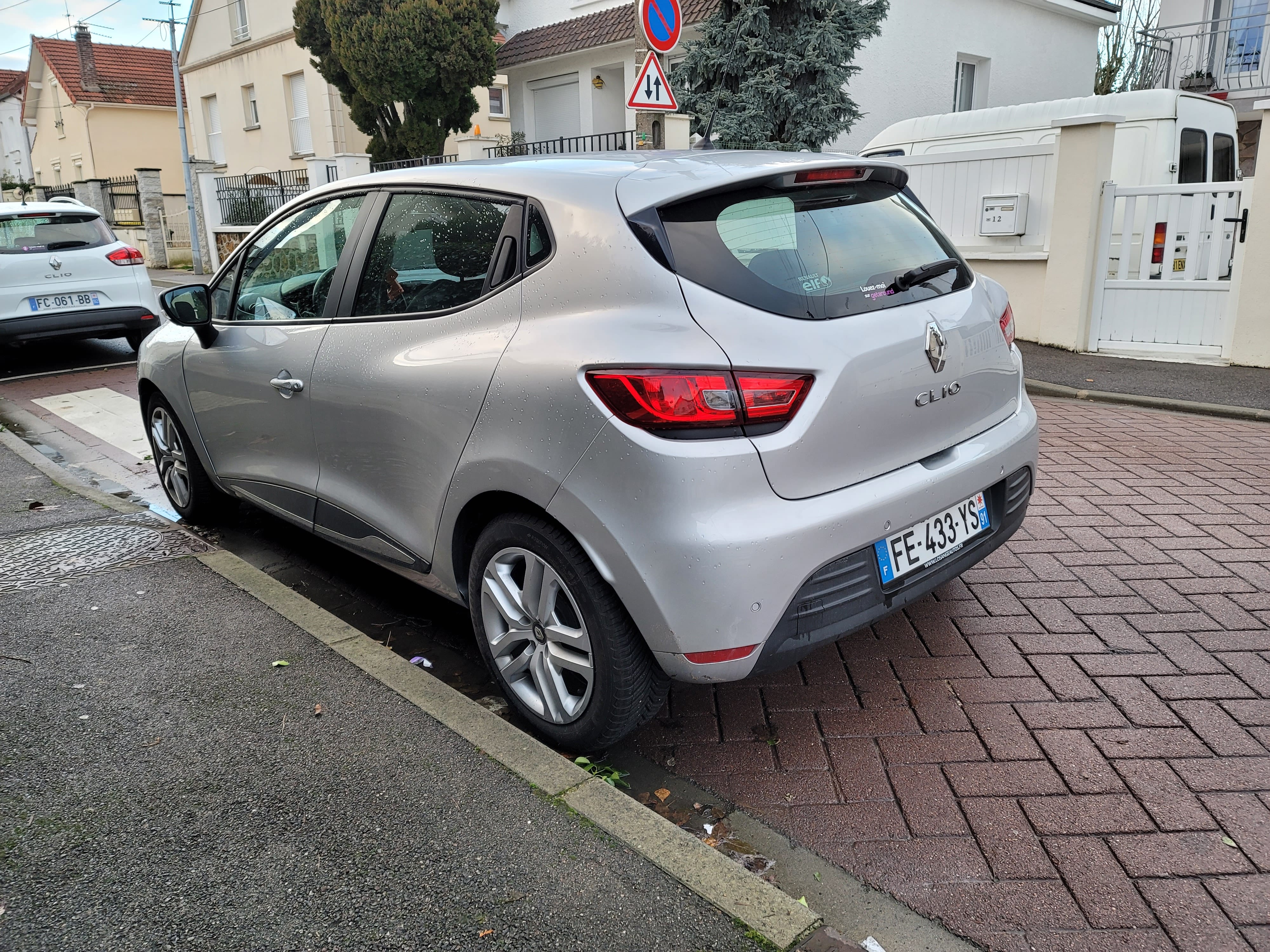Renault Clio Saint-Ouen - FE443YS avec Audio Bluetooth