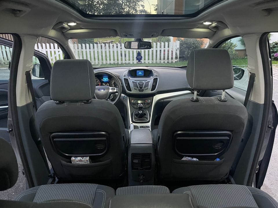 Ford C-Max med Skistativ