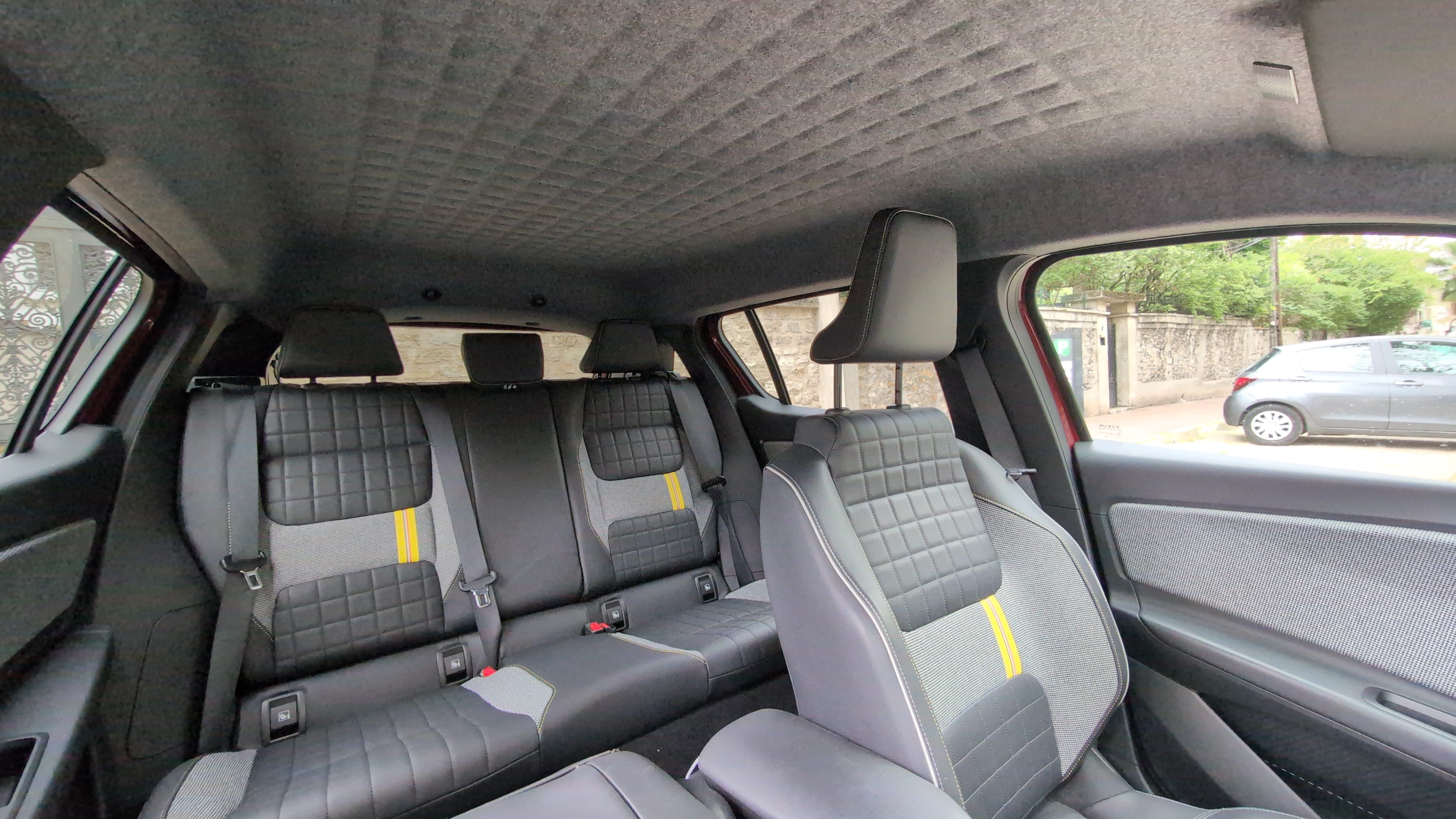 Renault 4 E-Tech avec Audio Bluetooth