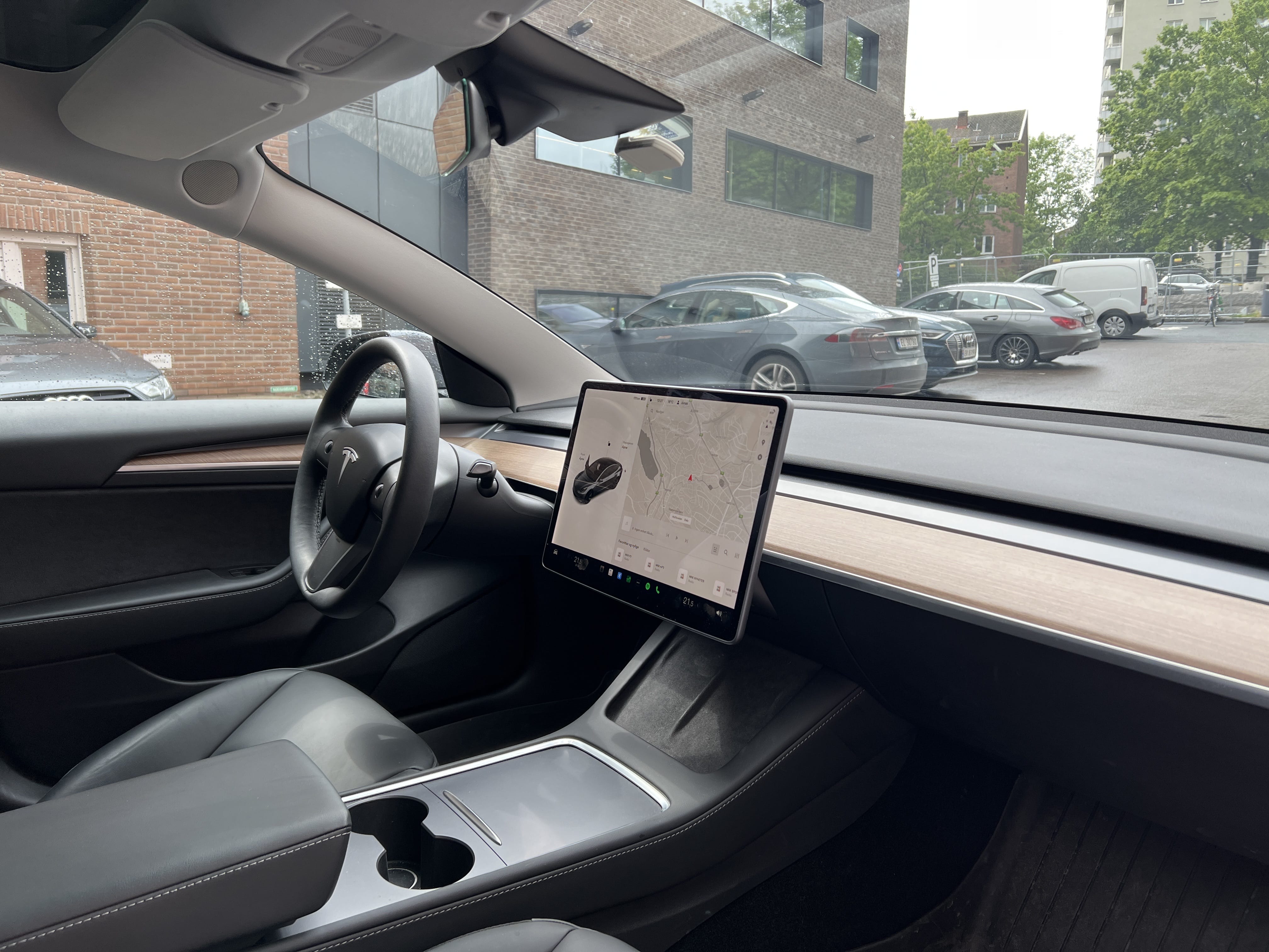 Tesla Model 3 with Cruise control