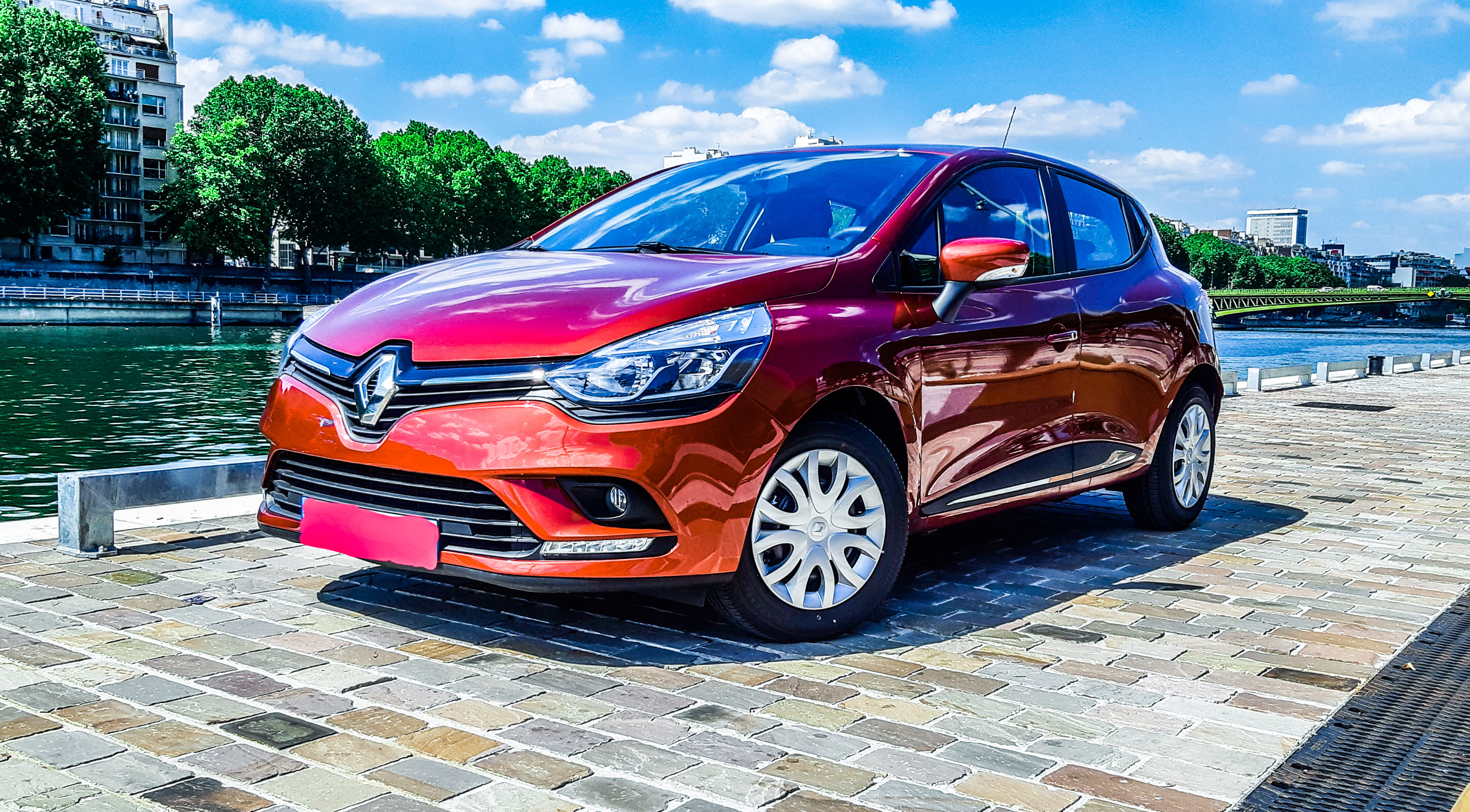 Renault Clio (FG402) TCe rouge (clim, régulateur, bluetooth, ...) #bs, 2019, Essence 95
