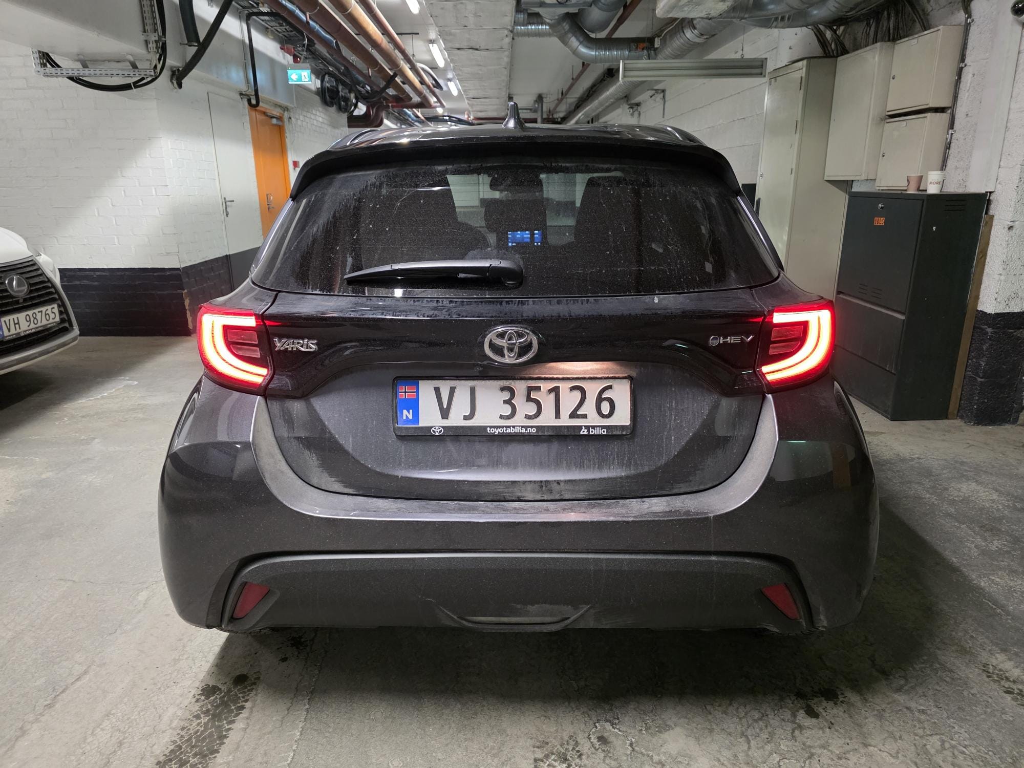 Toyota Yaris med Lydinngang