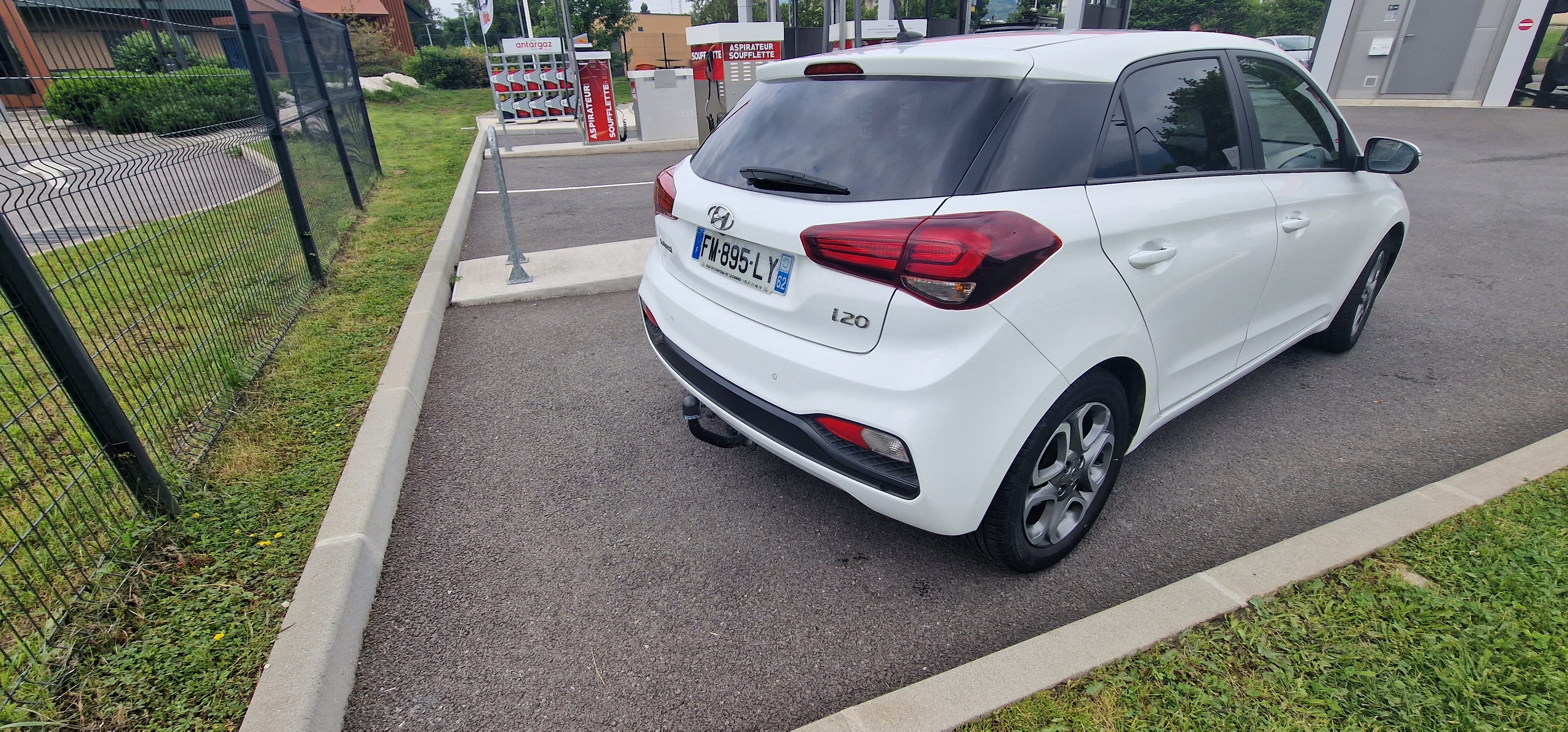 Hyundai i20 1.O 100 CV avec Régulateur de vitesse