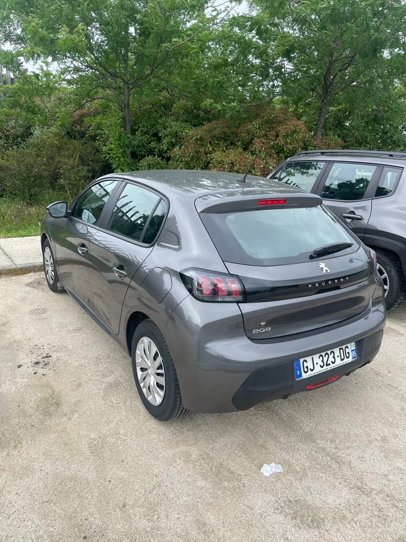 Peugeot 208 avec Climatisation