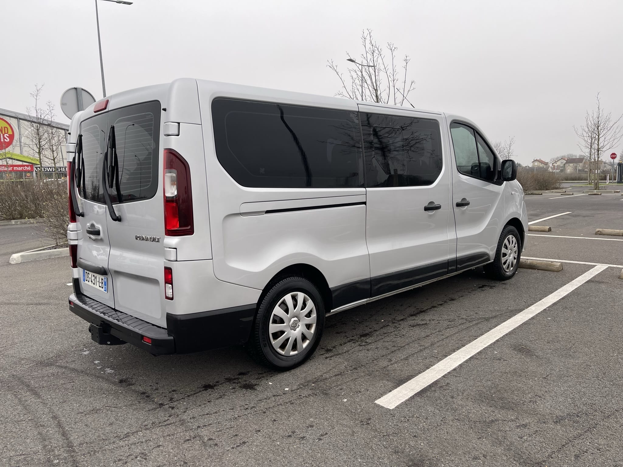 Renault Trafic Passenger avec Climatisation