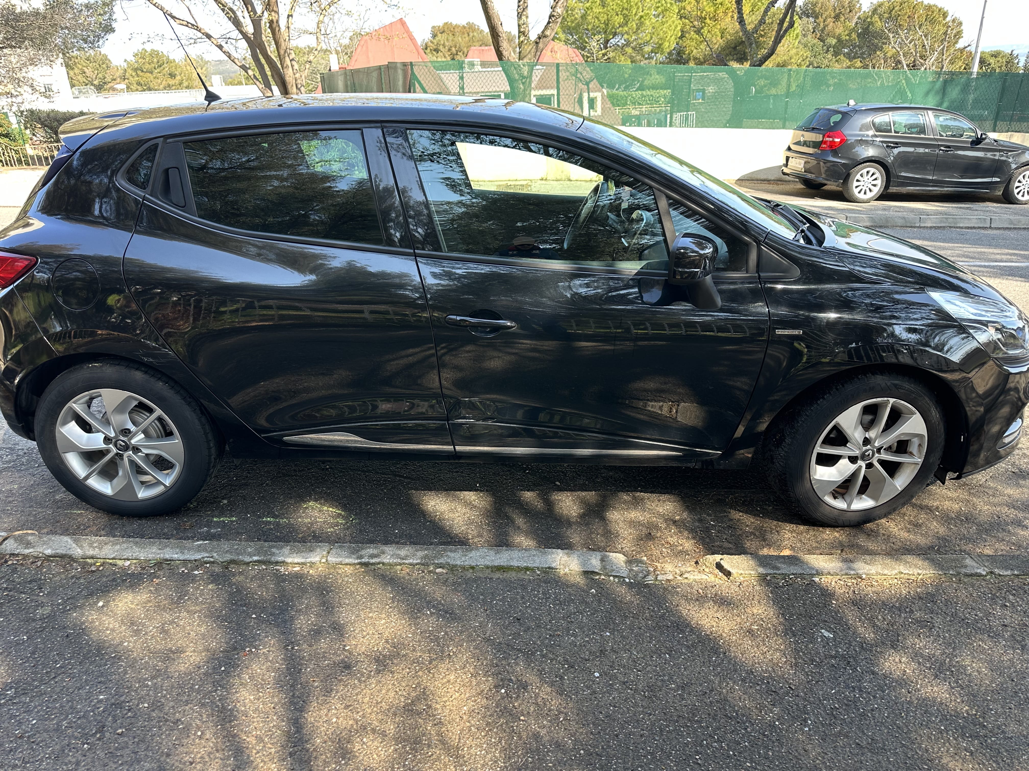 Renault Clio avec Climatisation