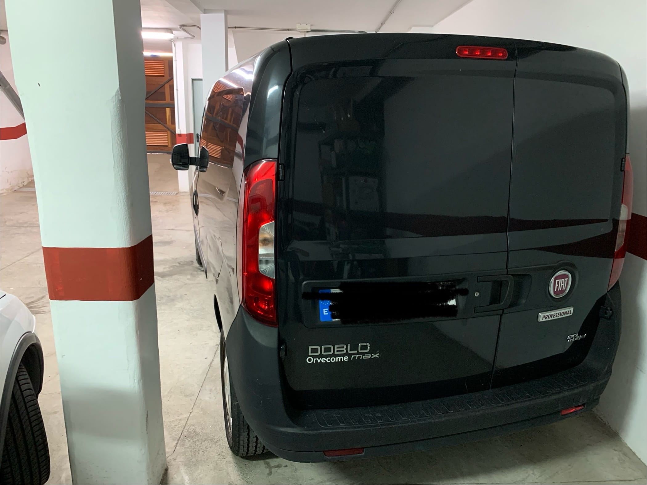 Fiat Doblo Cargo mit USB-Ladeanschlüsse