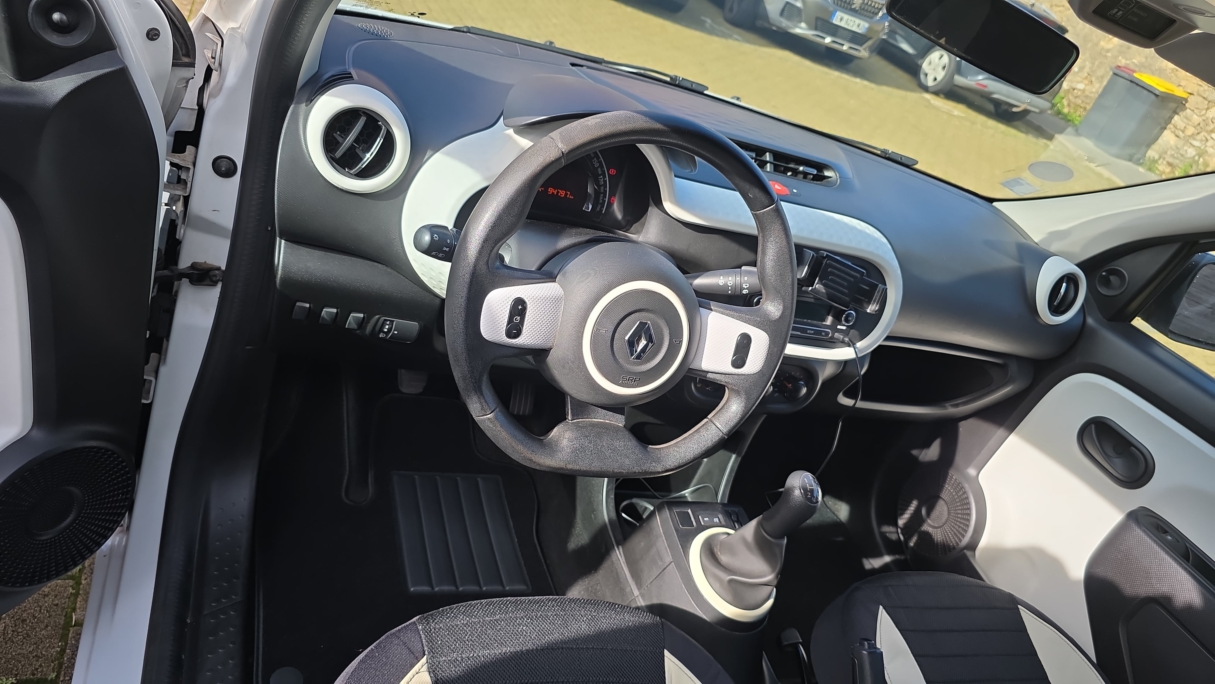 Renault Twingo III 1.0 avec Port USB