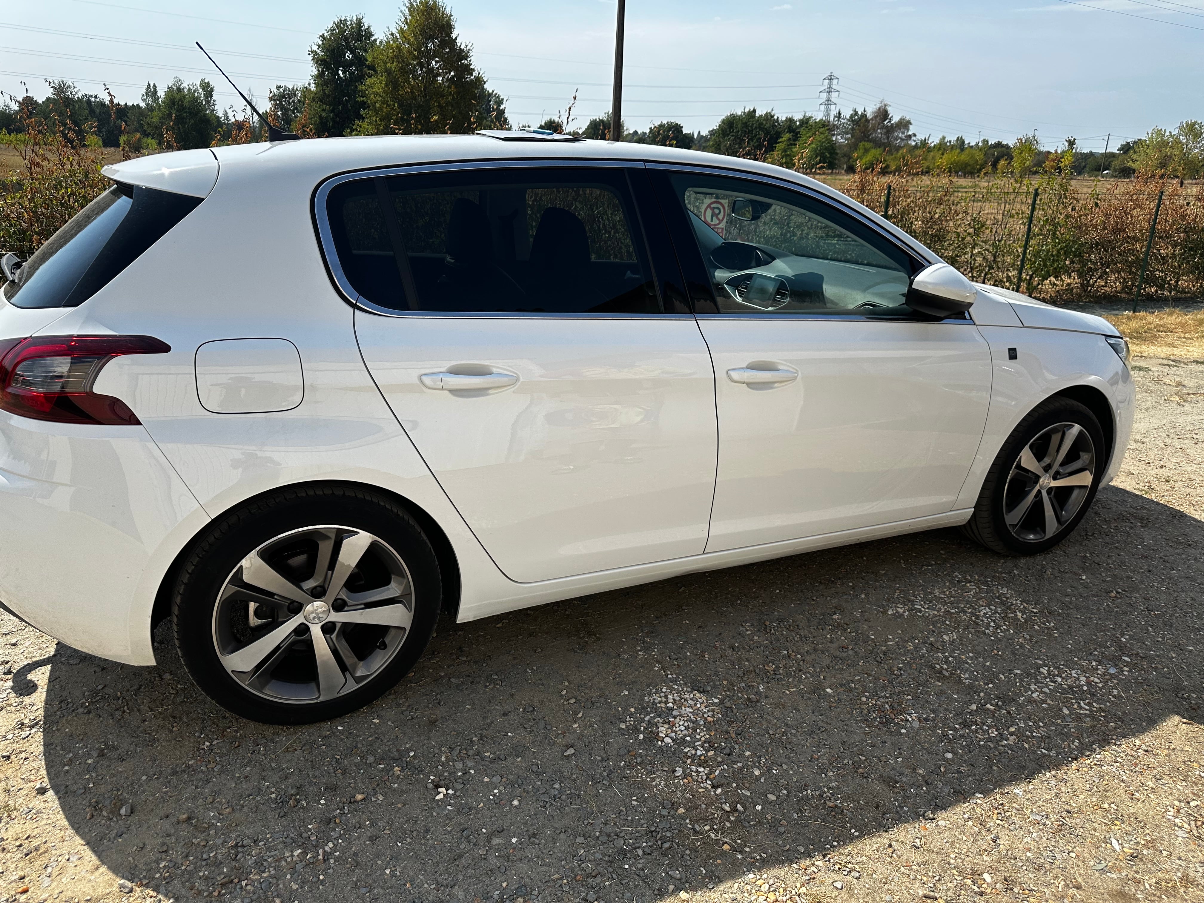 Peugeot 308 avec Caméra de recul