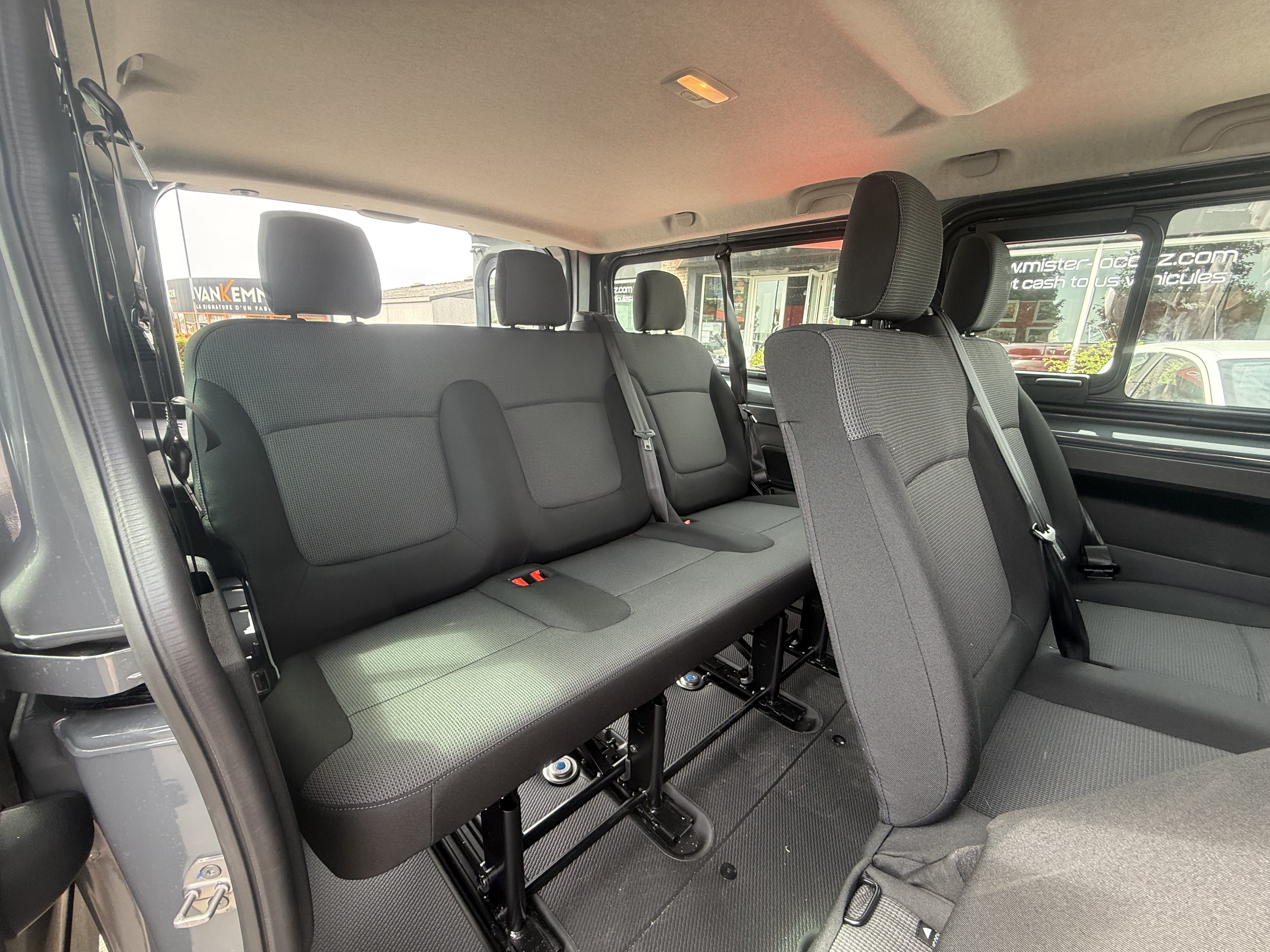 Renault Trafic Passenger avec Android Auto