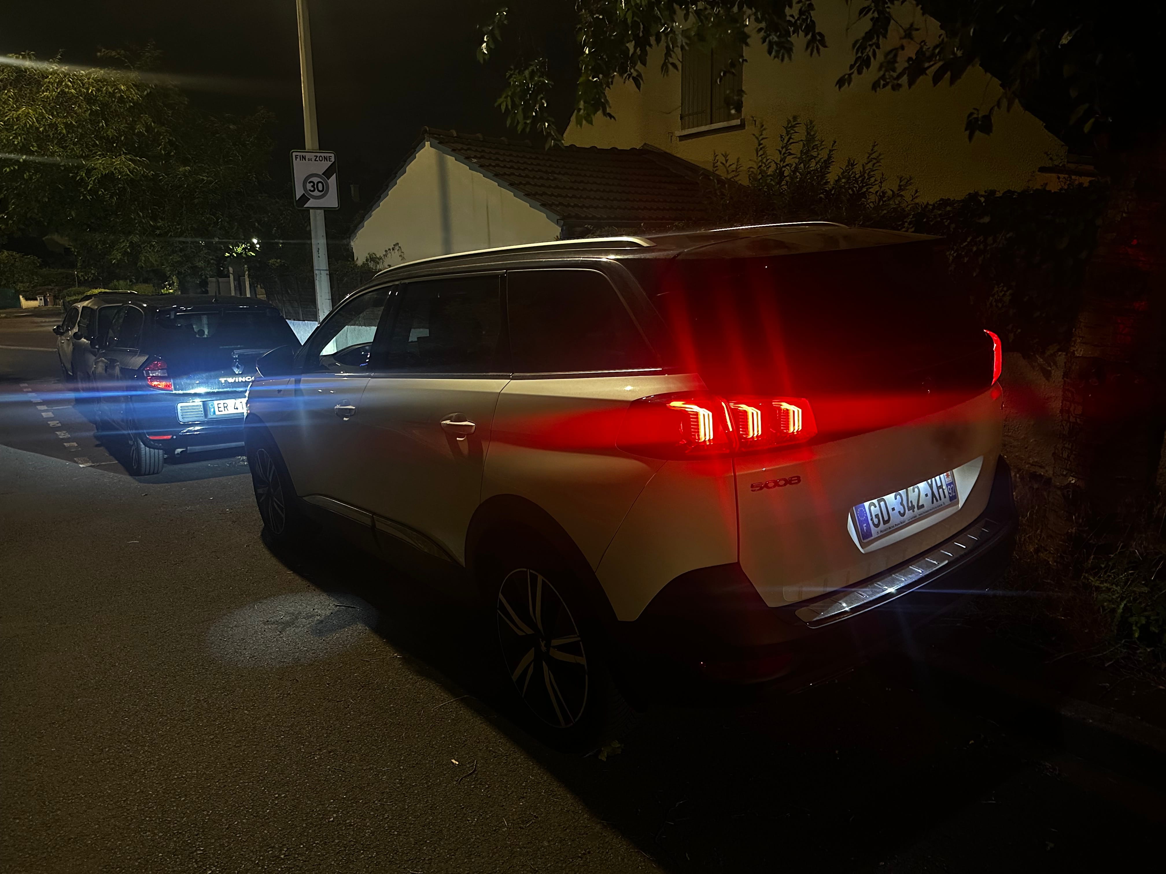Peugeot 5008 1,2 130cv essence avec Caméra de recul