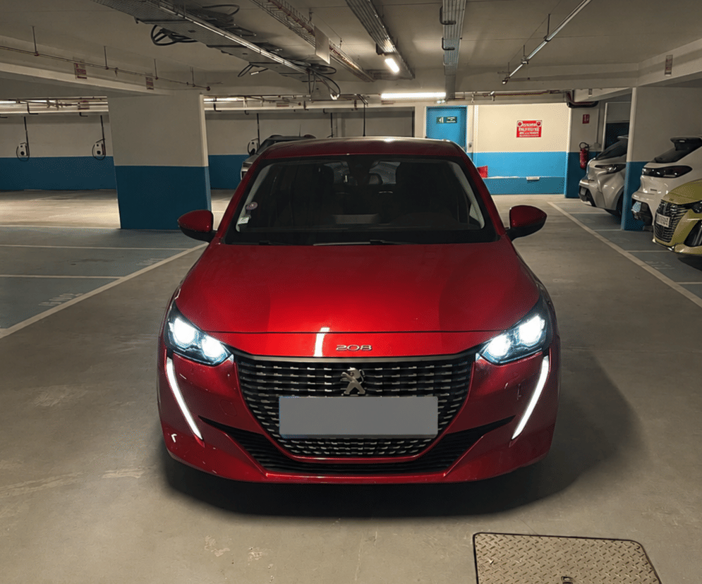 Peugeot 208 (FQ091) (Clim, USB, Bluetooth, Mirror Screen ...) #cp avec Régulateur de vitesse