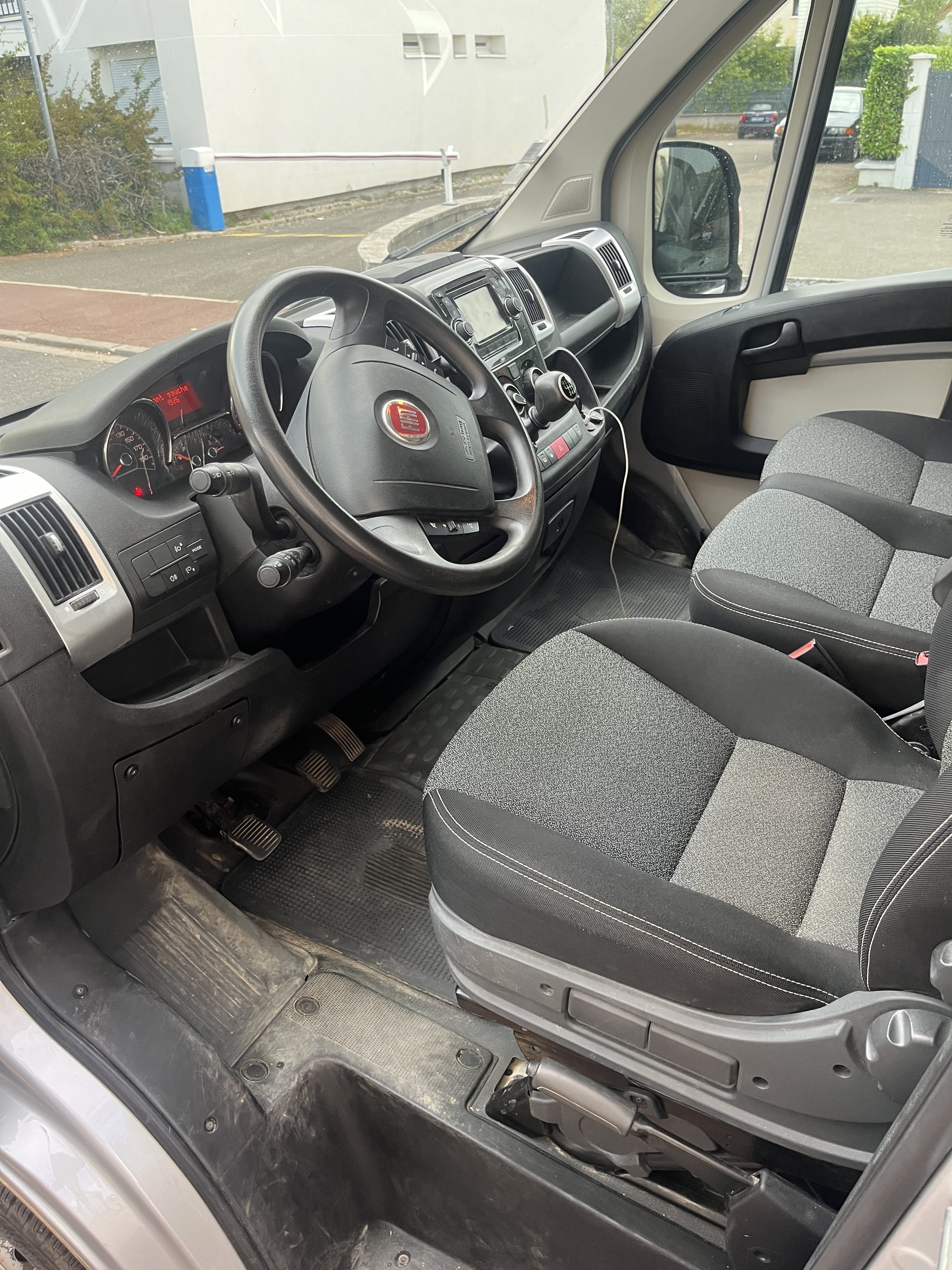 Fiat Ducato avec Entrée audio / iPod