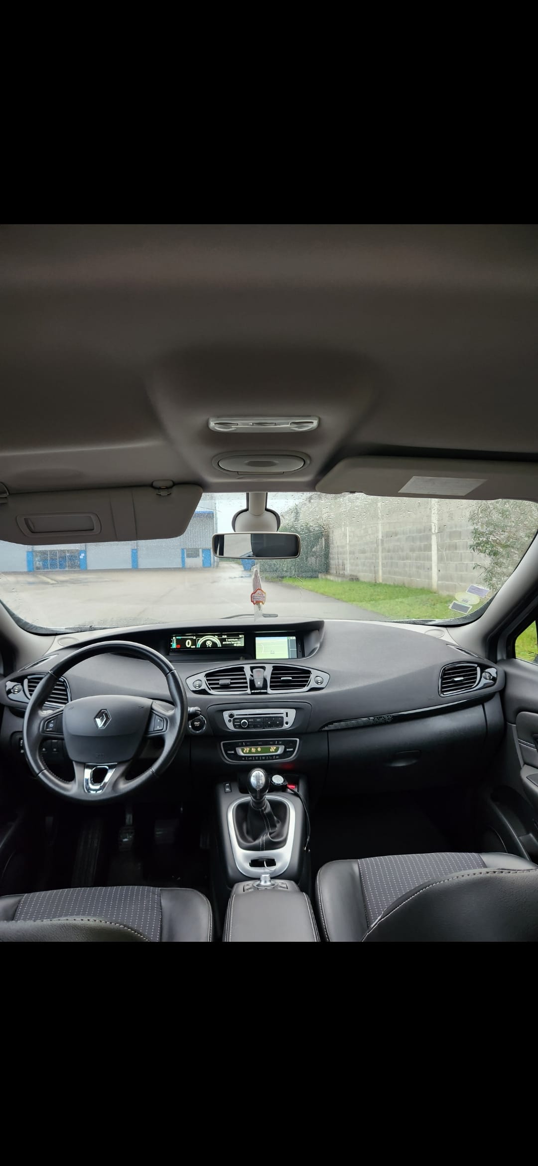 Renault Scenic avec Entrée audio / iPod