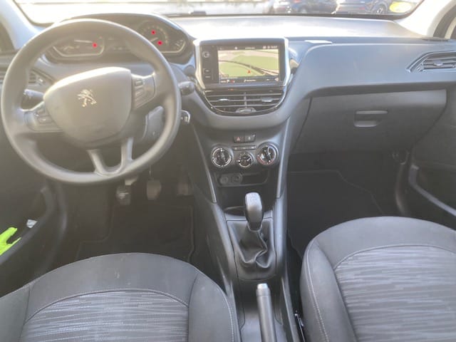 Peugeot 208 Société 1.5 BLUEHDI 100CH S&S PREMIUM PACK avec Régulateur de vitesse