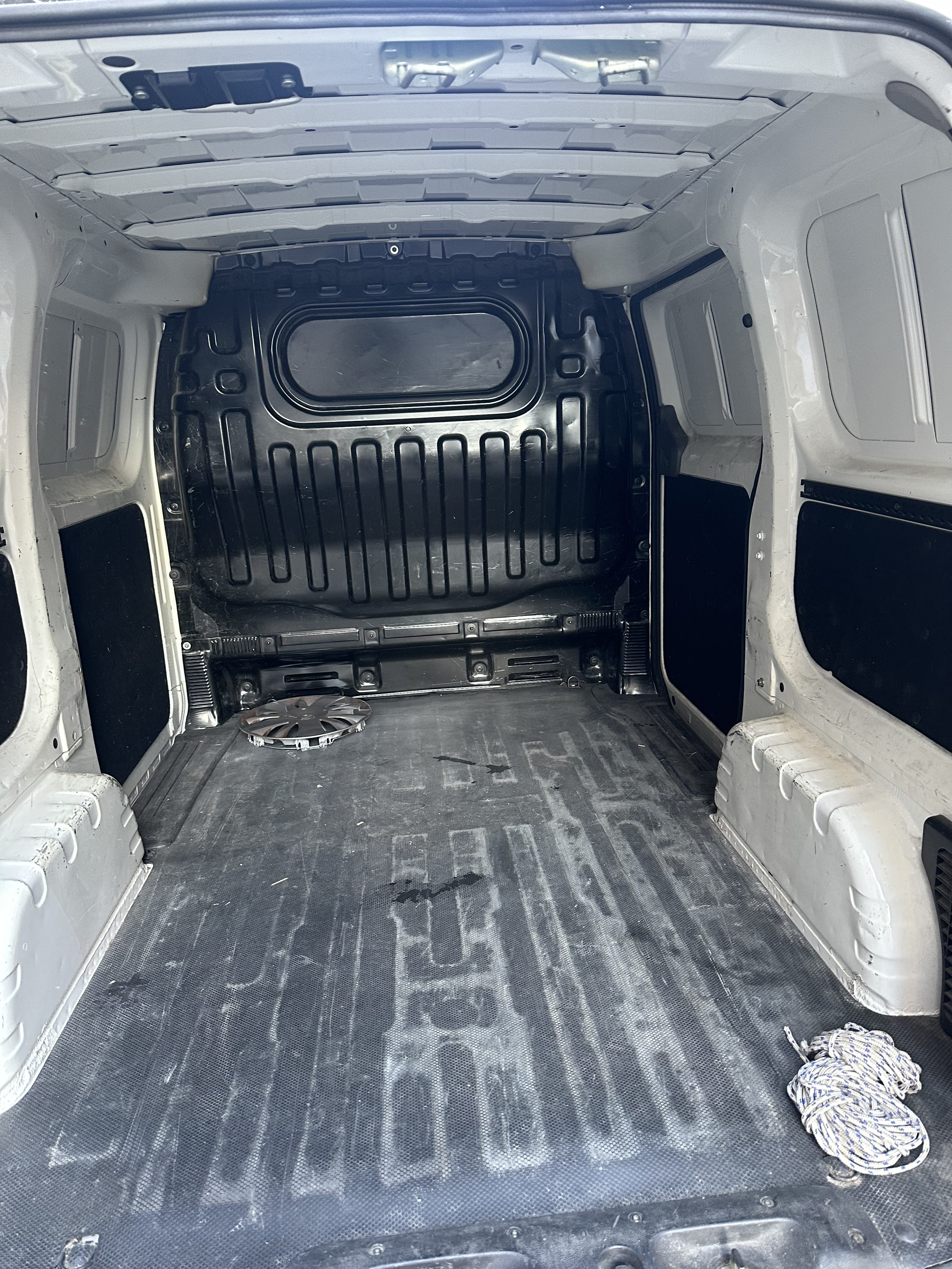 Nissan NV200 avec Entrée audio / iPod
