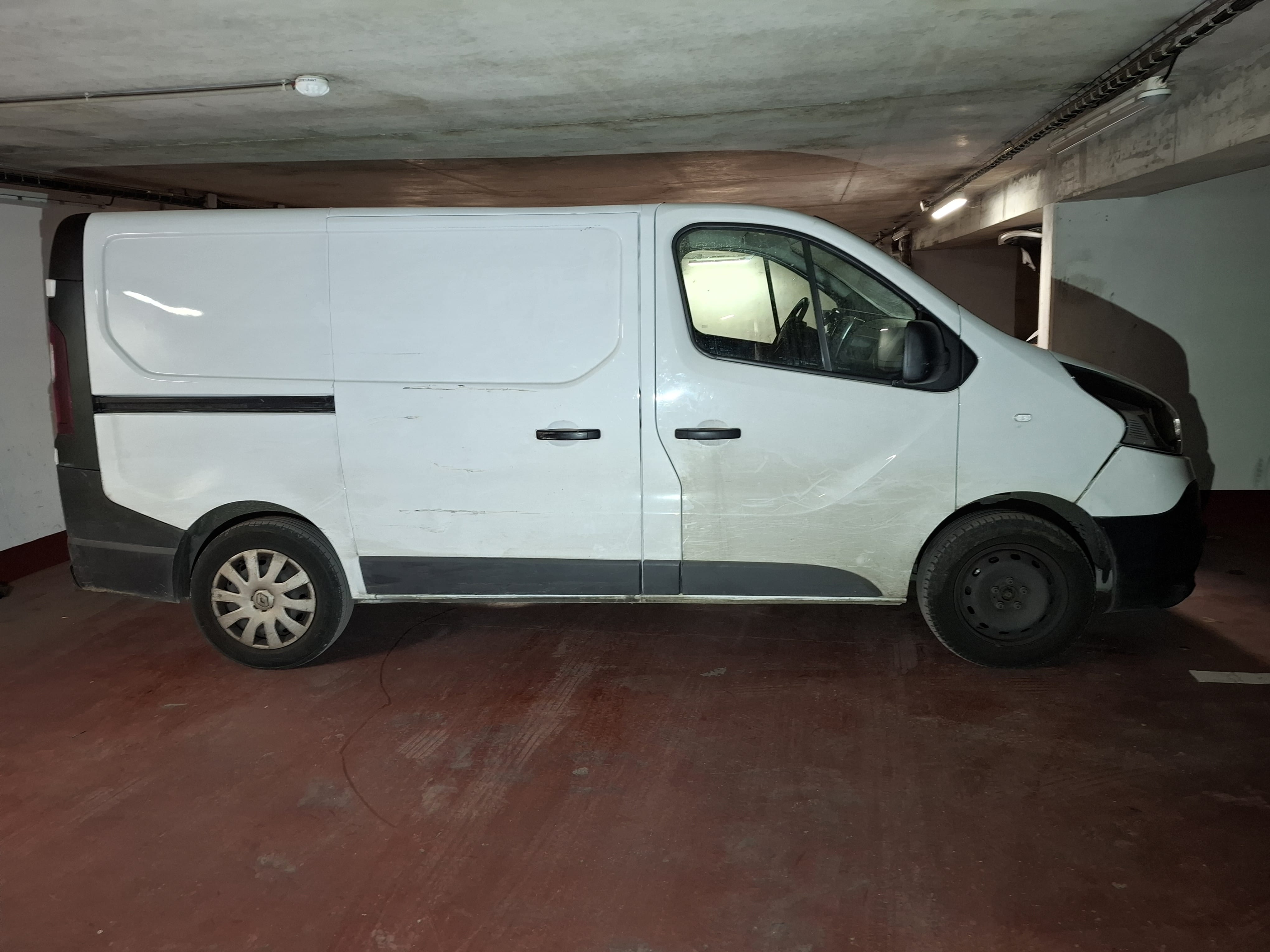 Renault Trafic ER047 mit Klimaanlage