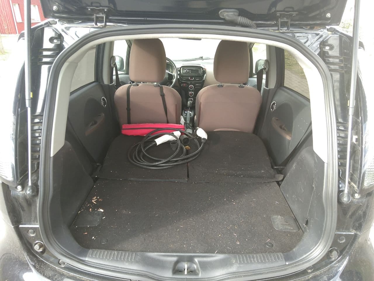 Citroen C-Zero mit Winterreifen