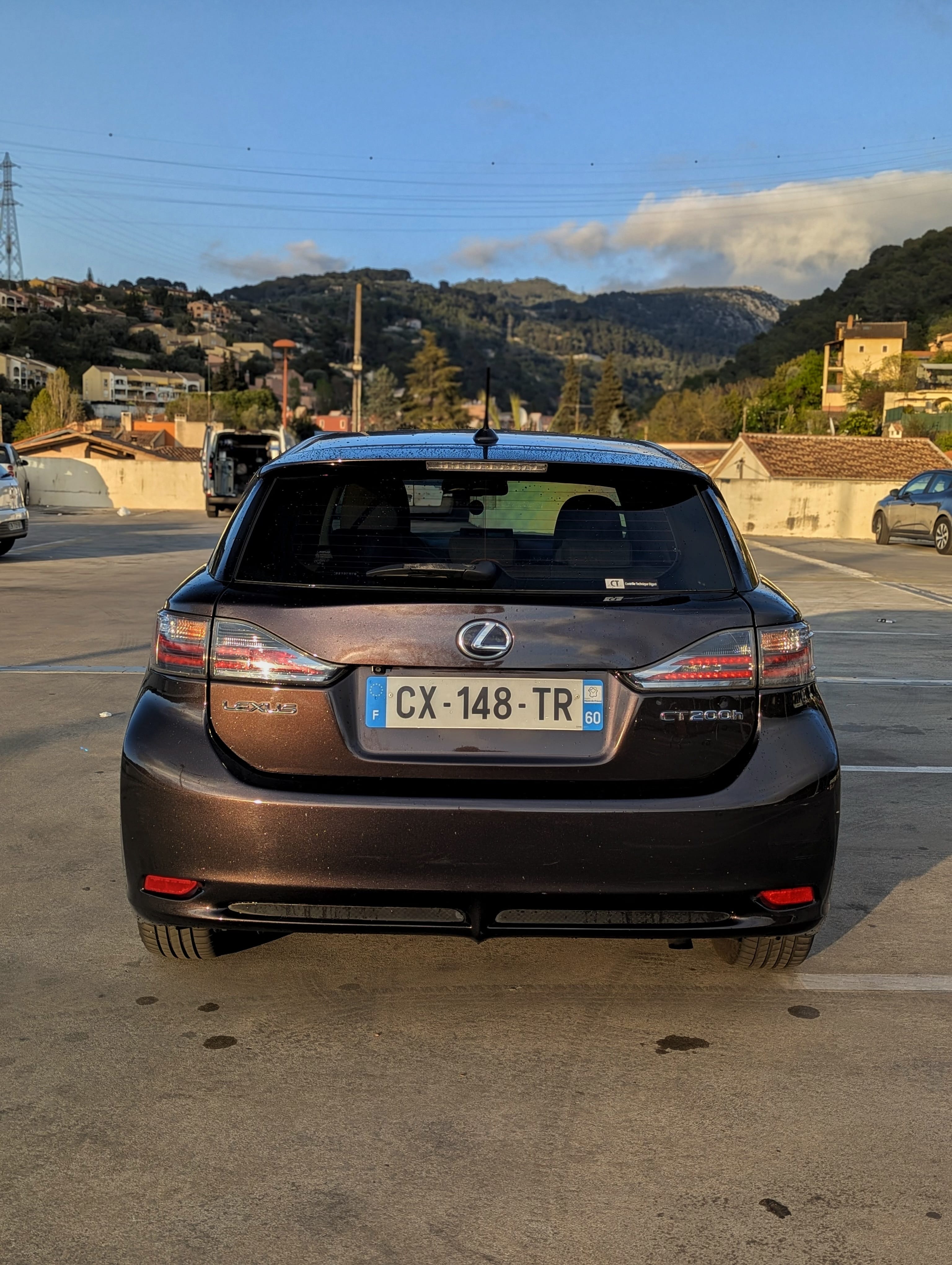 Lexus CT 200h with Cruise control
