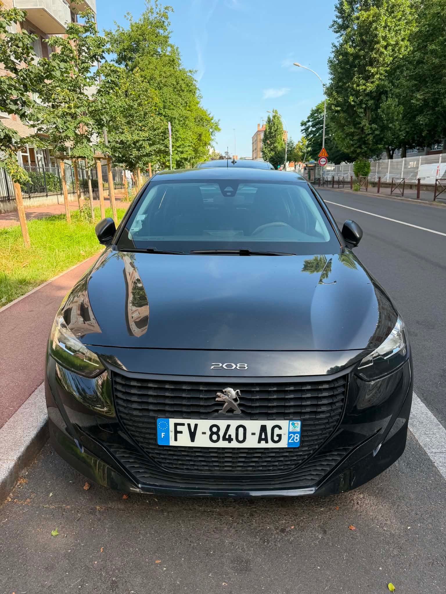 Peugeot 208 avec Siège bébé