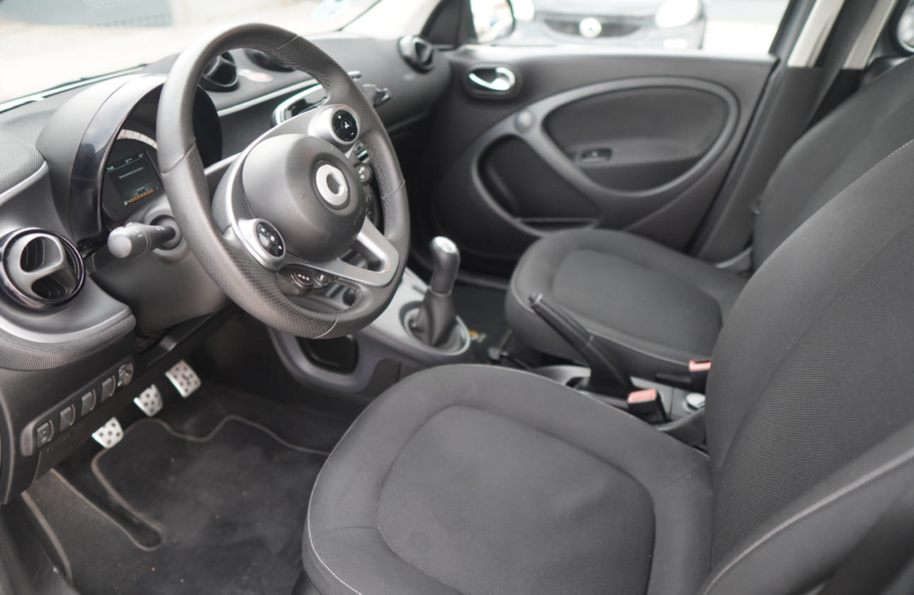 Smart Forfour con Audio Bluetooth