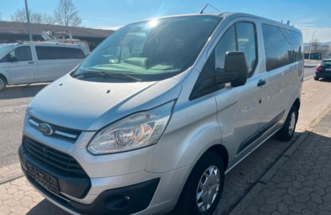 Ford Transit Custom Kombi, 2017, Diesel, 9 Sitze und mehr