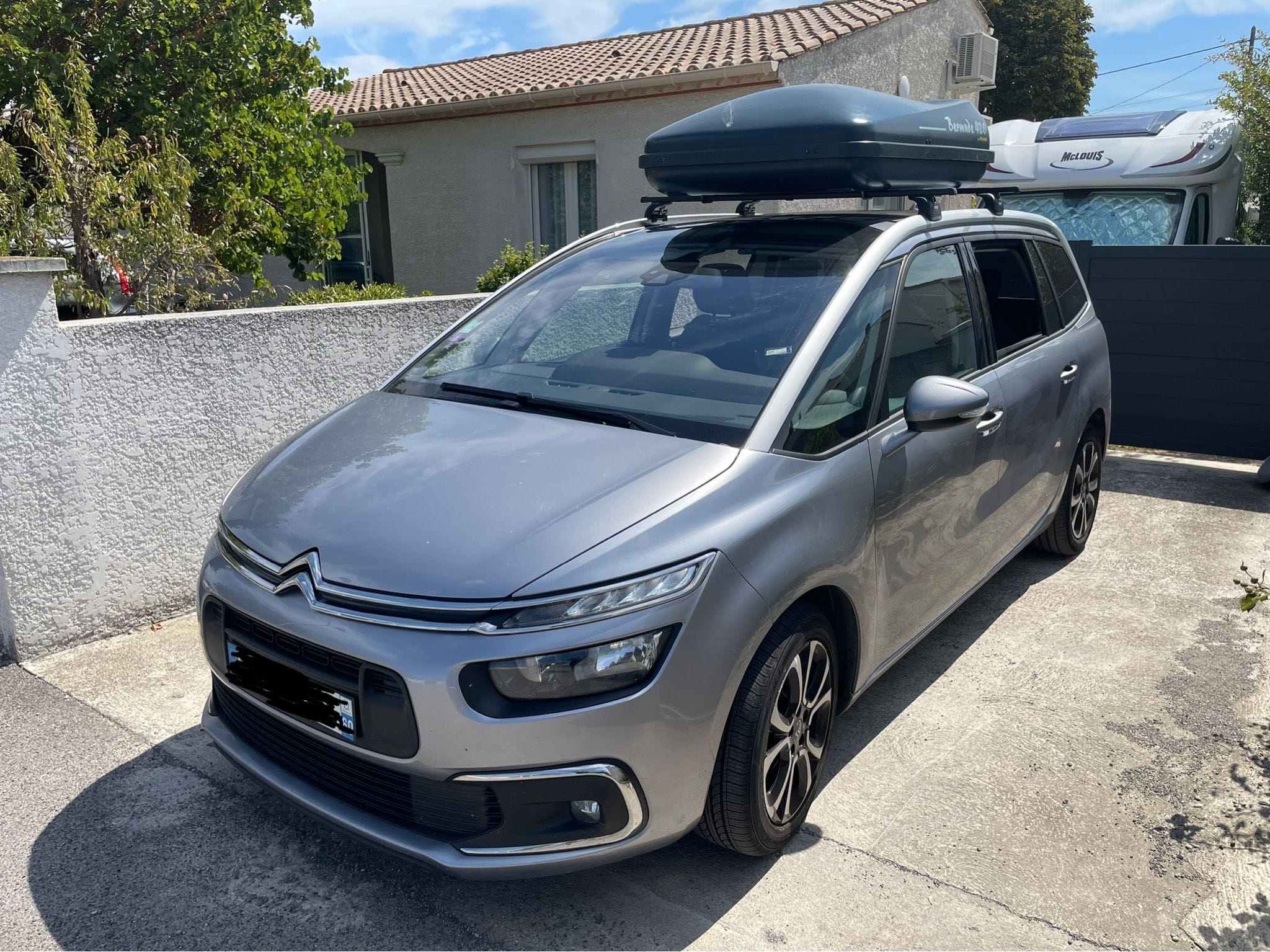 Citroen C4 Grand Spacetourer avec Siège bébé