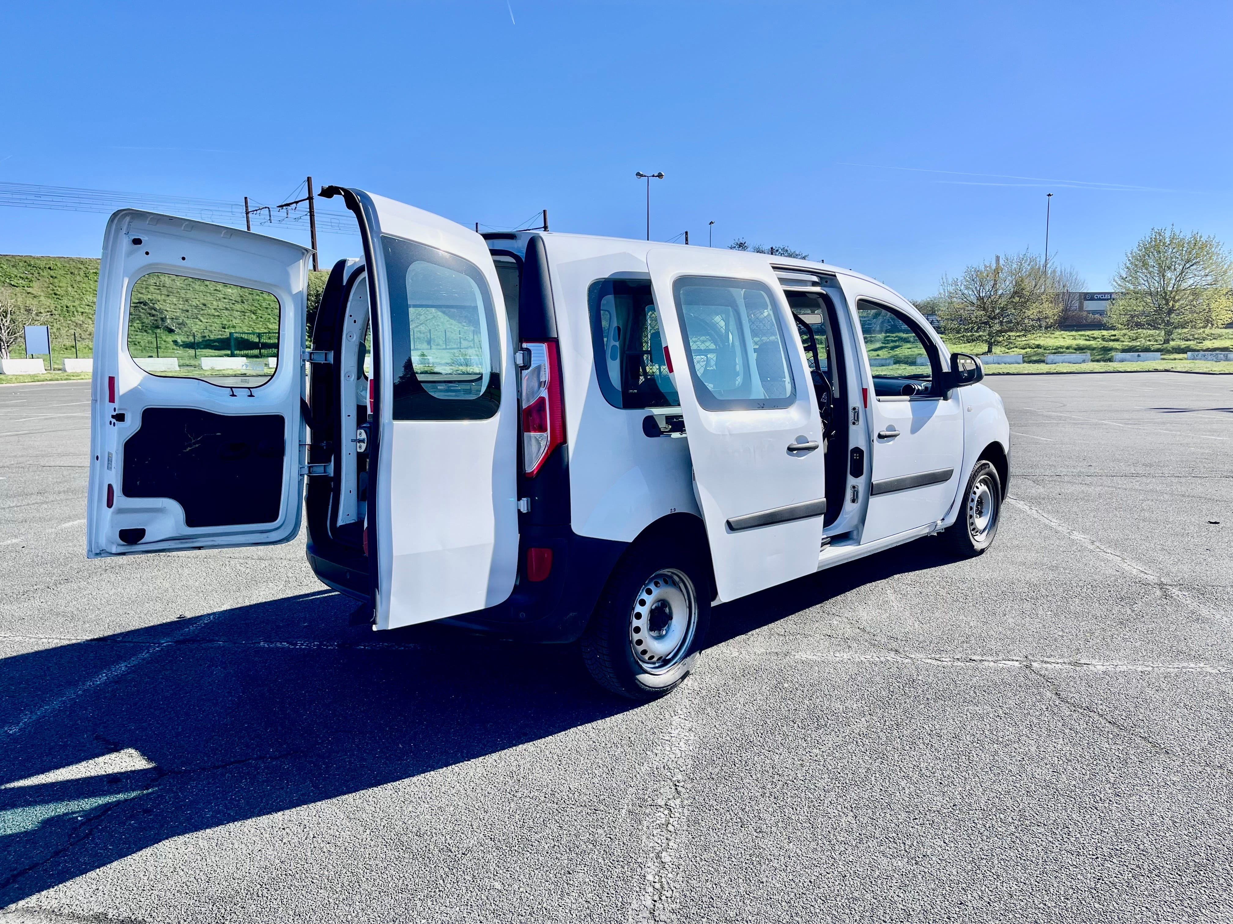 Renault Kangoo Express Kangoo Maxi XXL – Déménagement / Ikea / Frigo / Machine à laver – 4m³