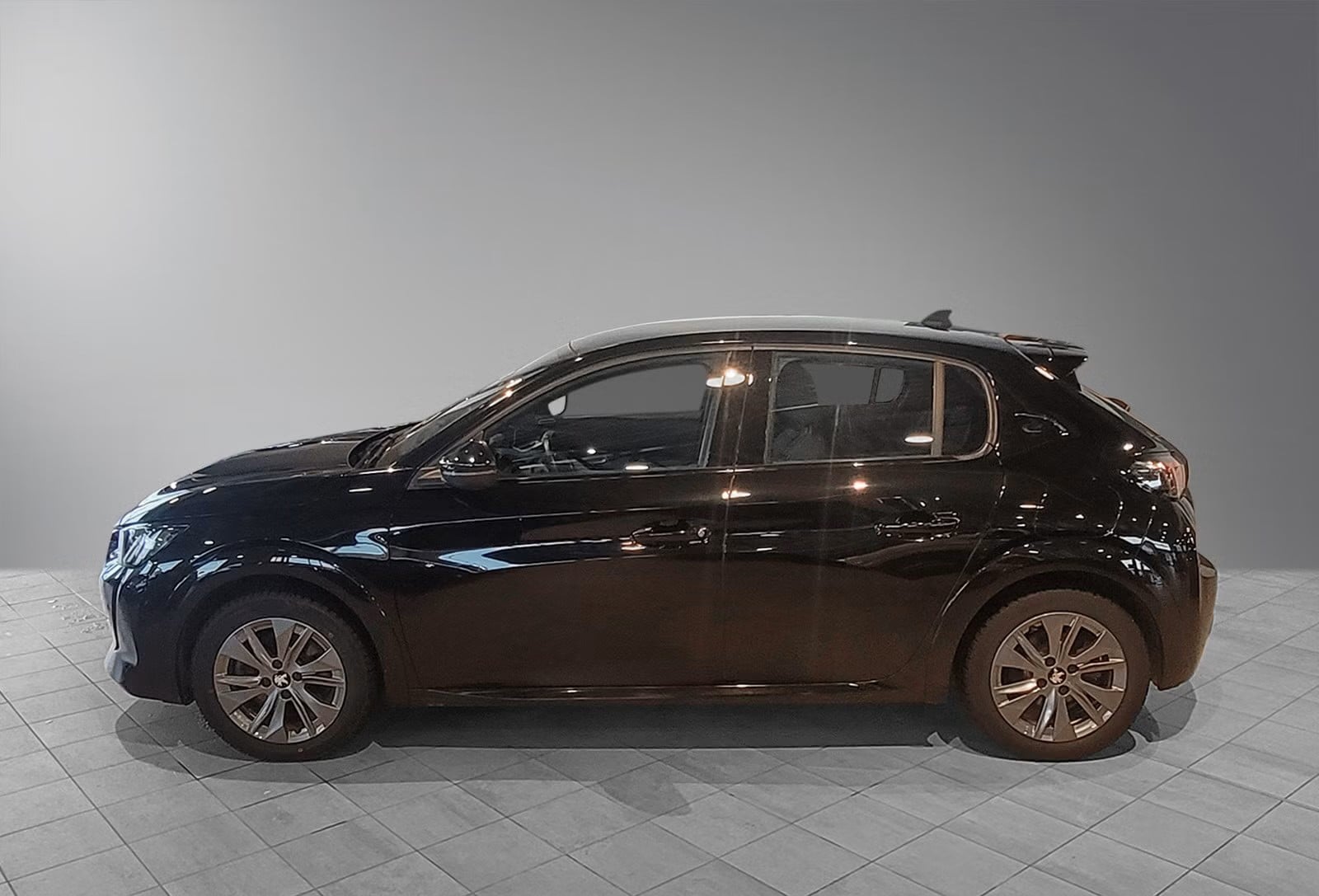 Peugeot e-208 GT med Aircondition