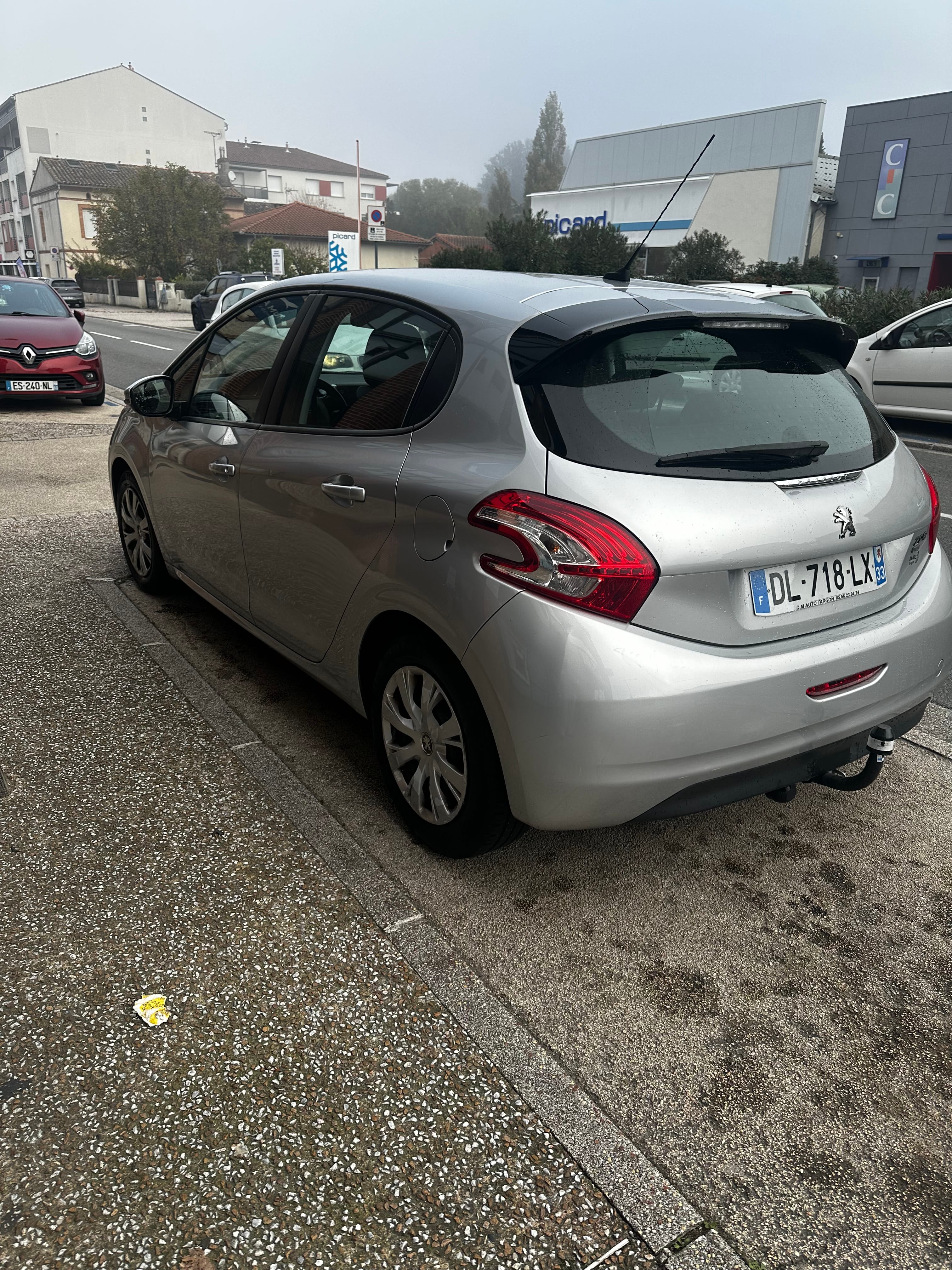 Peugeot 208 met GPS