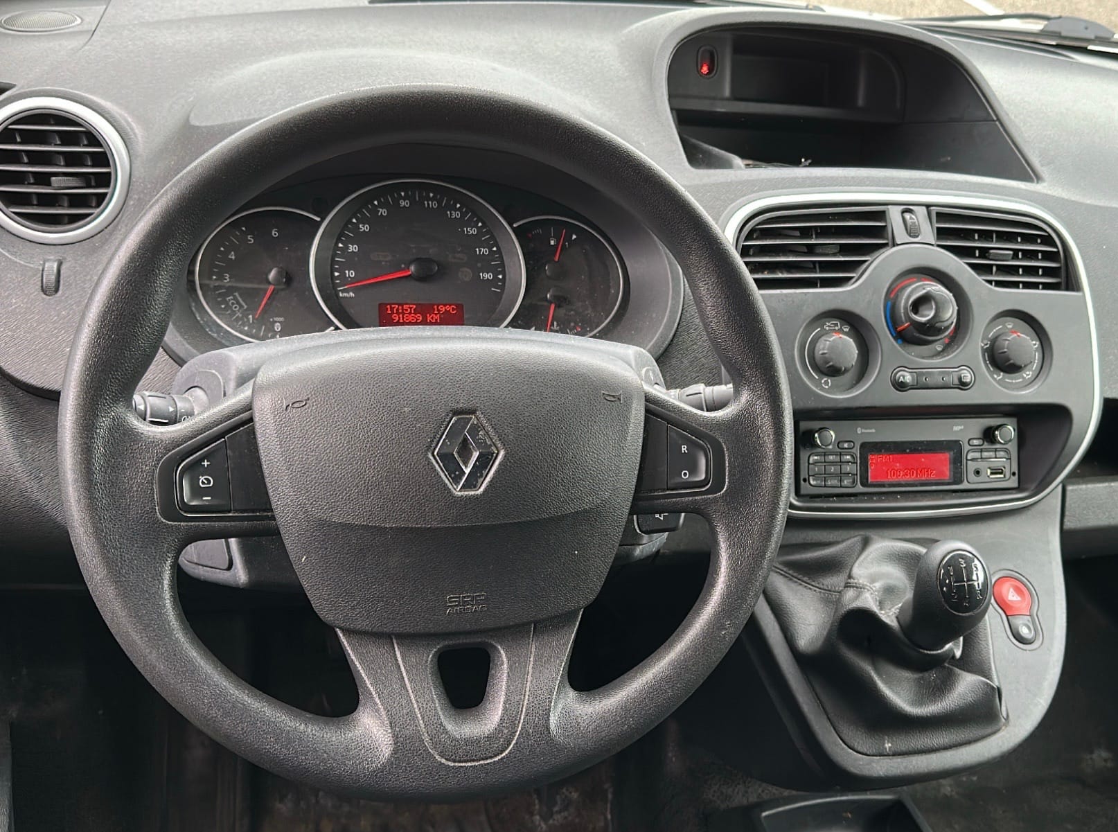 Renault Kangoo Fourgon 1,5 dci avec Audio Bluetooth