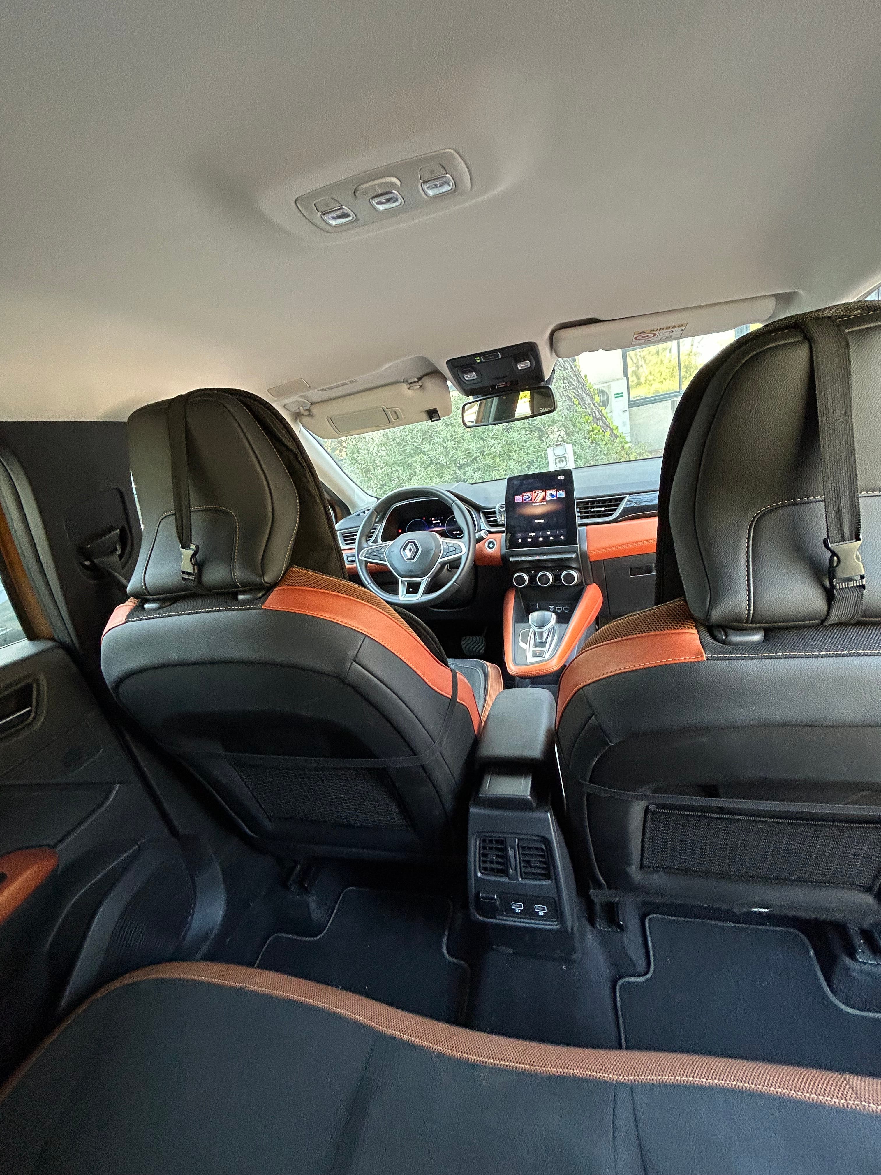Renault Captur with GPS