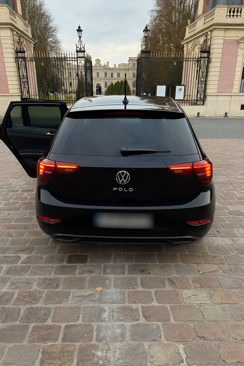 Volkswagen Polo  Gare de Lyon – Boîte auto – Disponible 24/7 avec Régulateur de vitesse