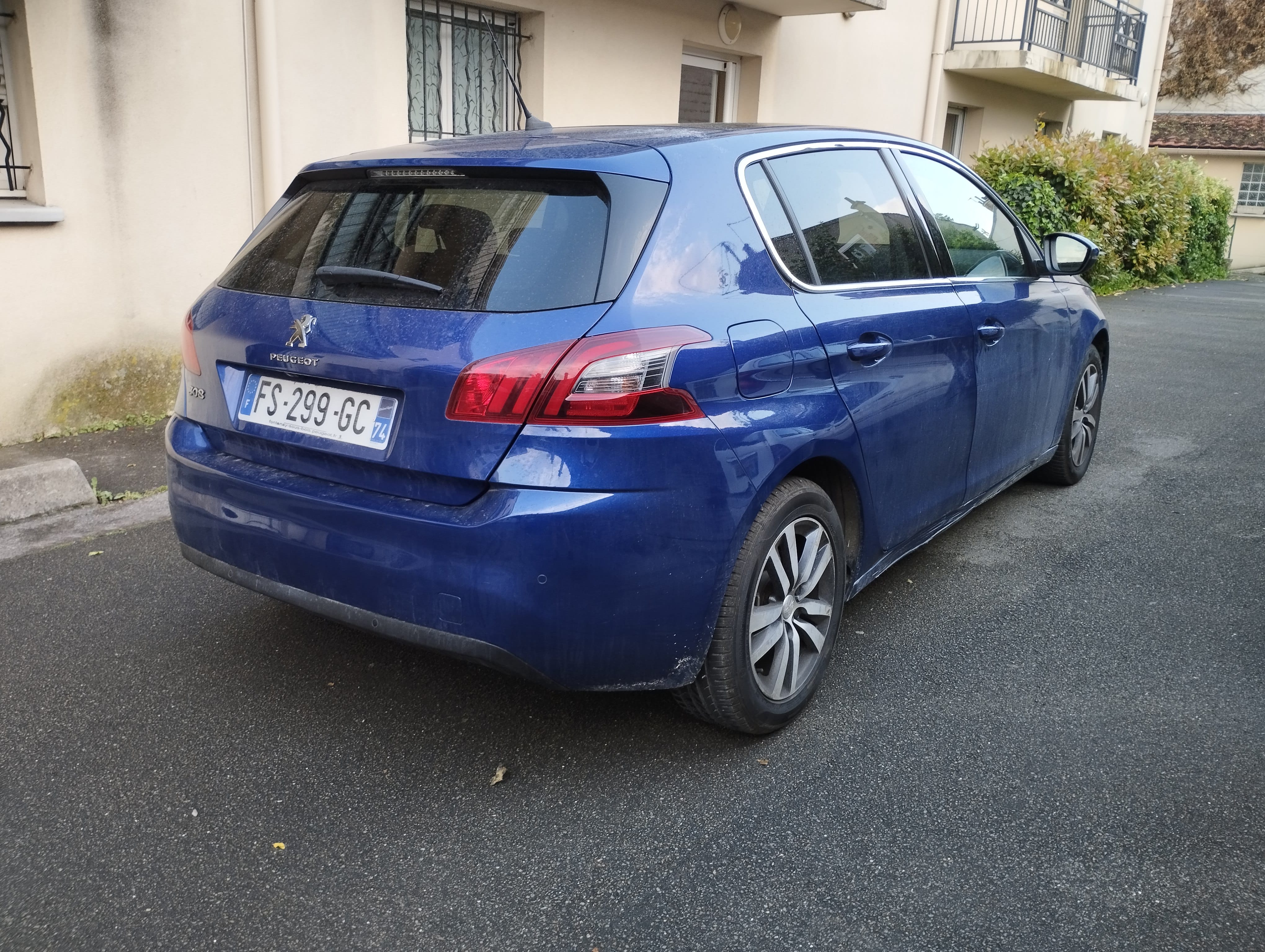 Peugeot 308 avec GPS