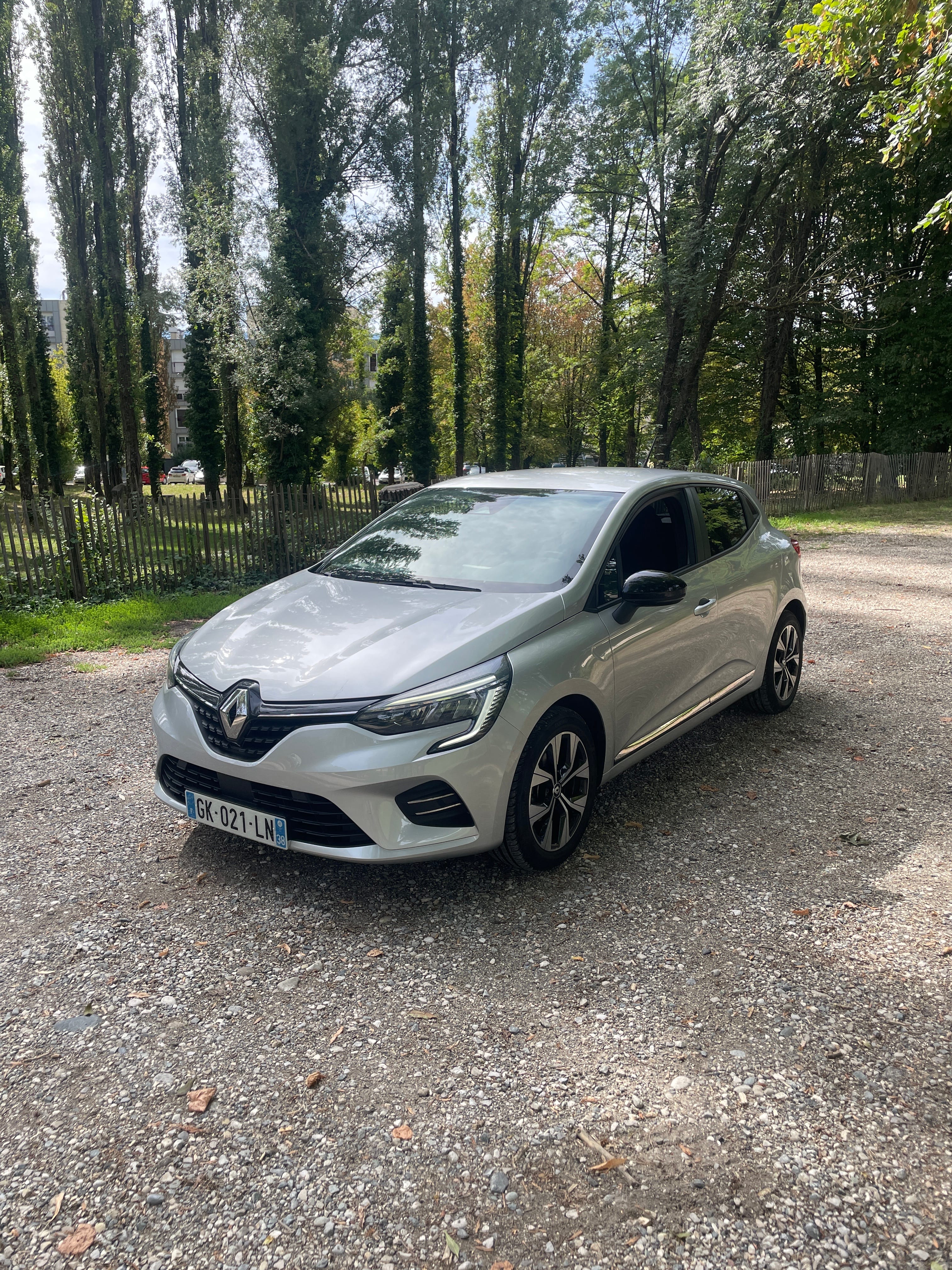 Renault Clio, 2022, Essence 95