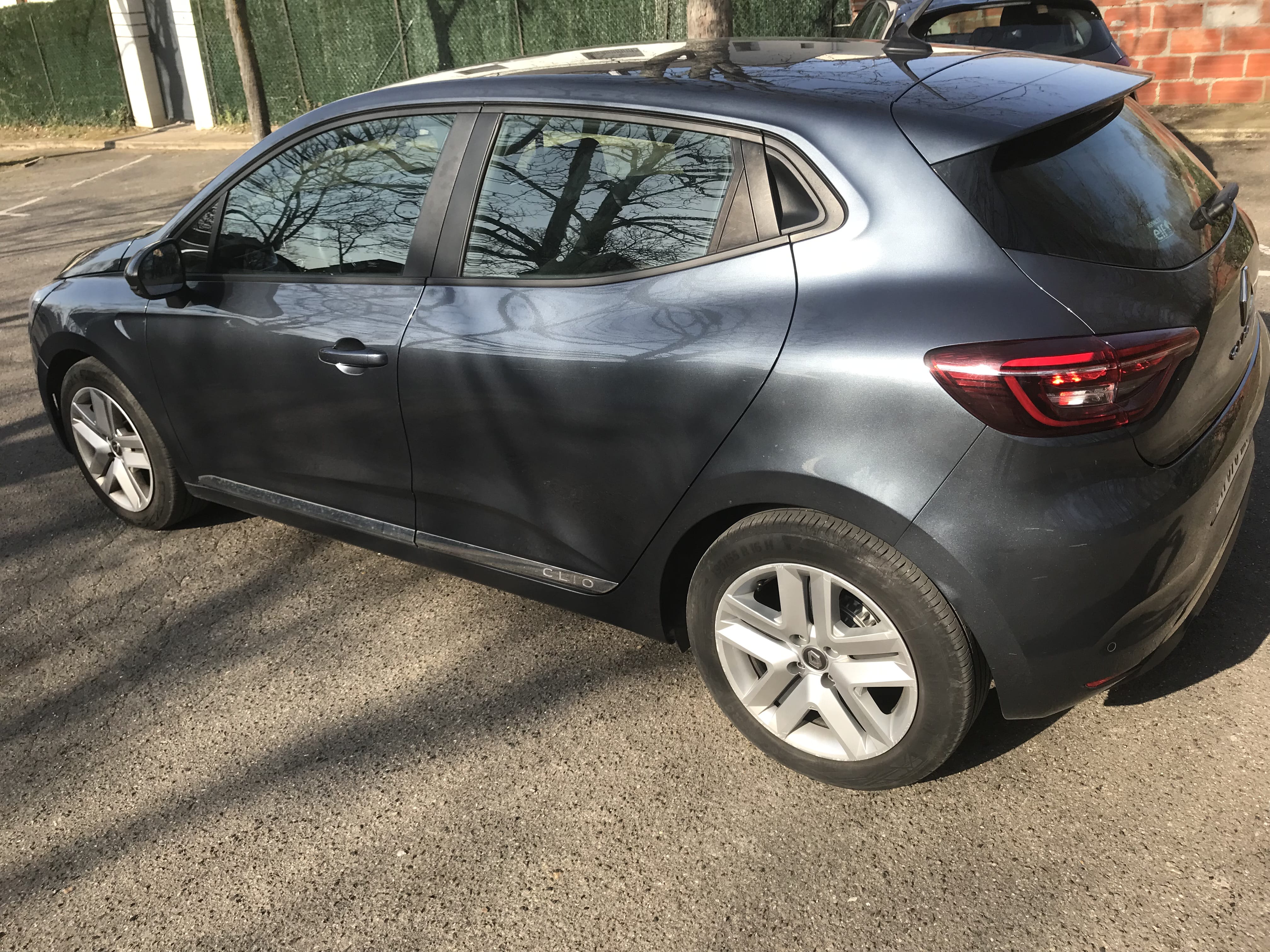 Renault Clio avec GPS