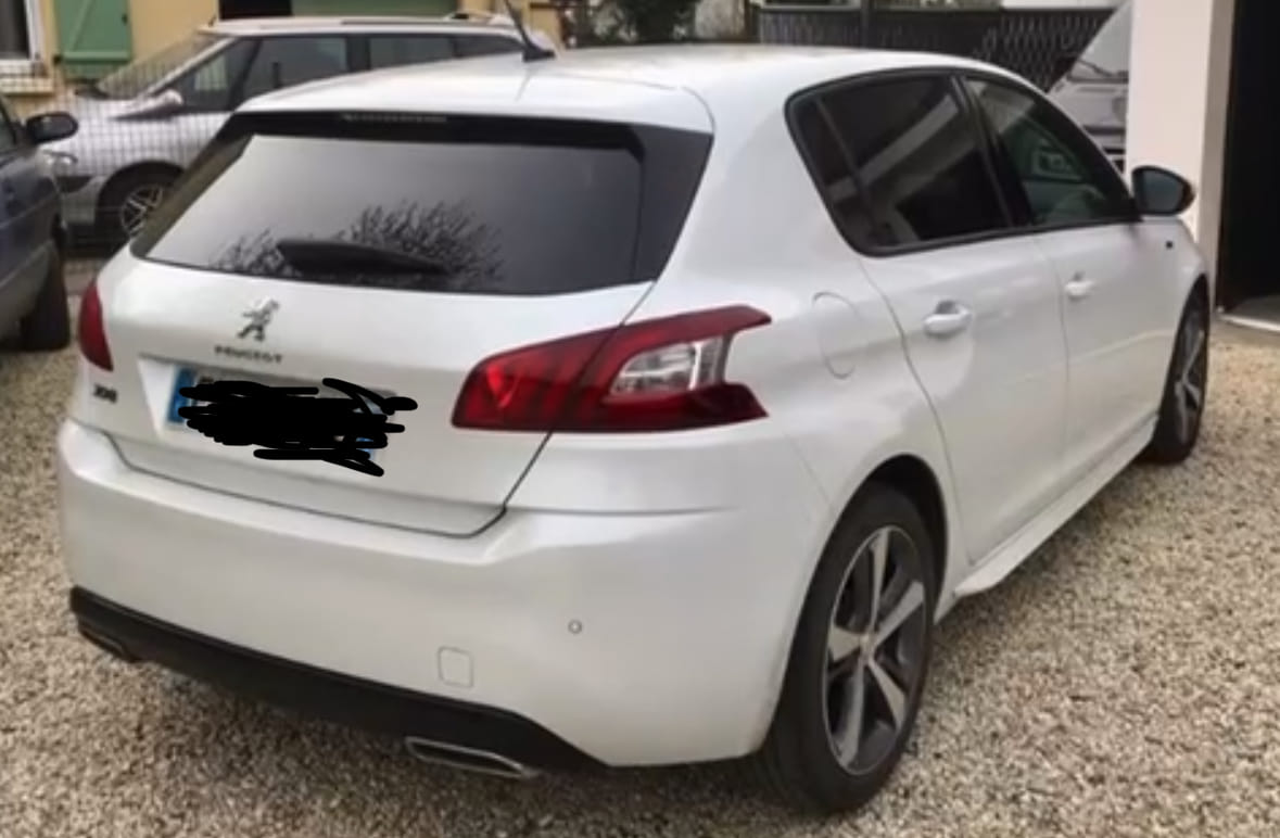 Peugeot 308 avec GPS