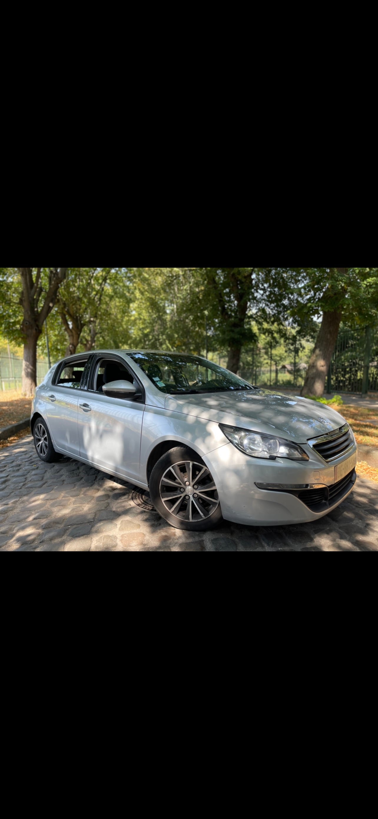 Peugeot 308 avec GPS