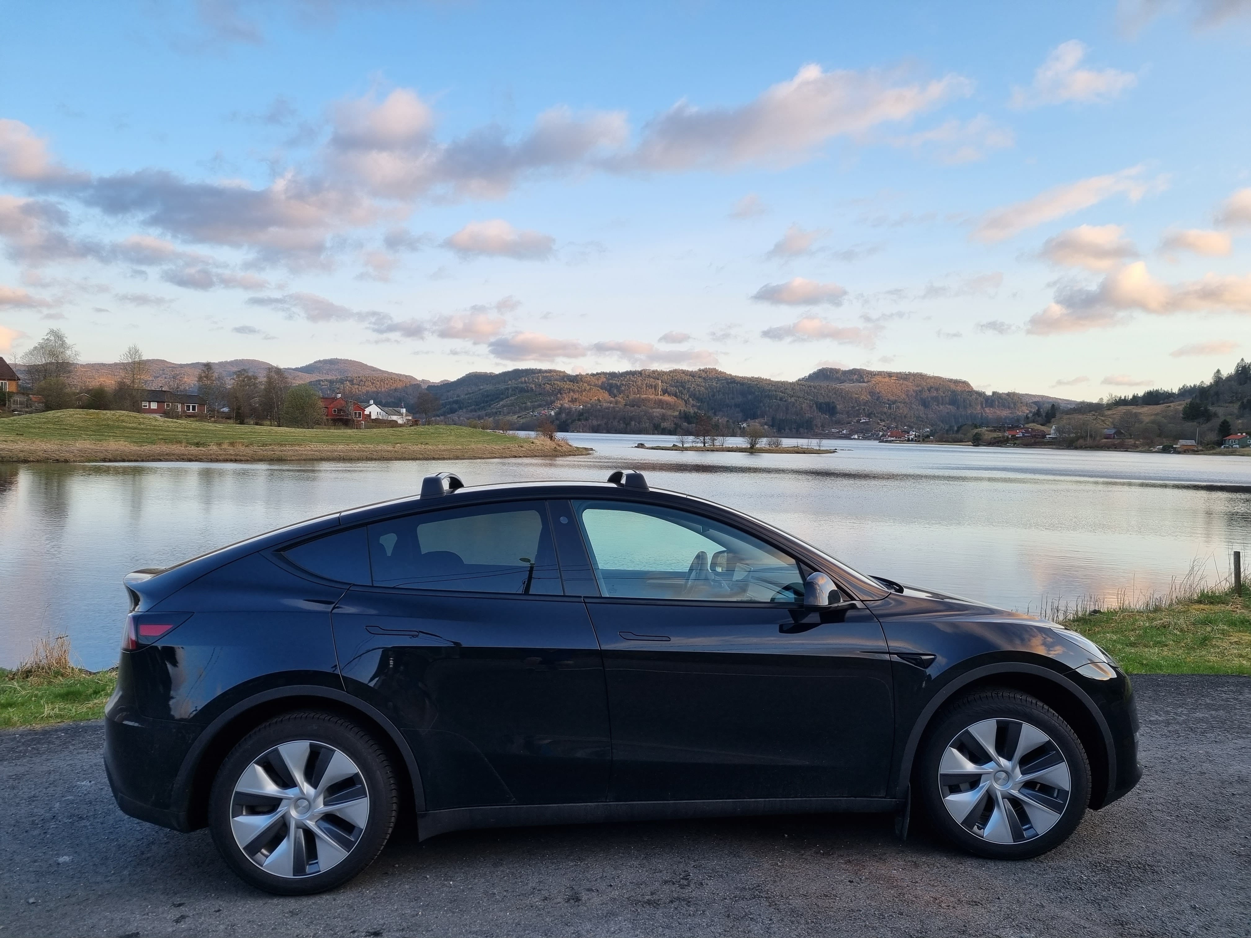 Tesla Model Y med Aircondition