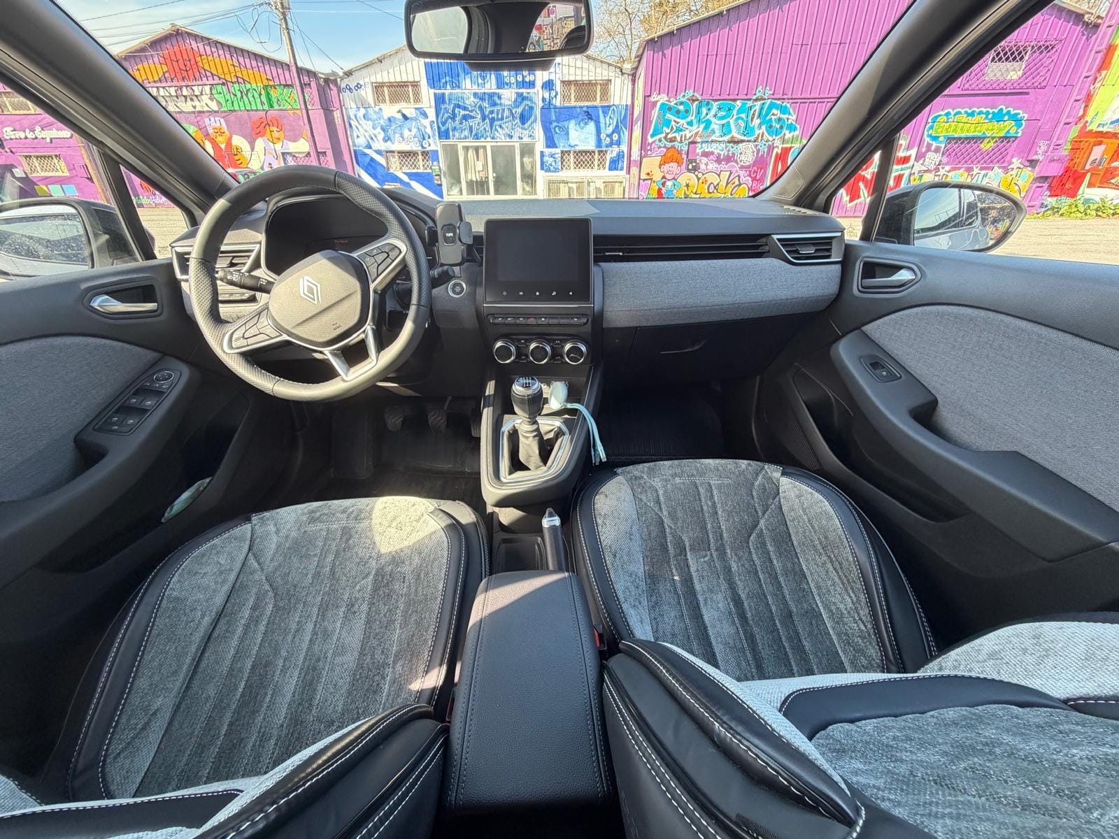 Renault Clio 1.0 avec Apple CarPlay