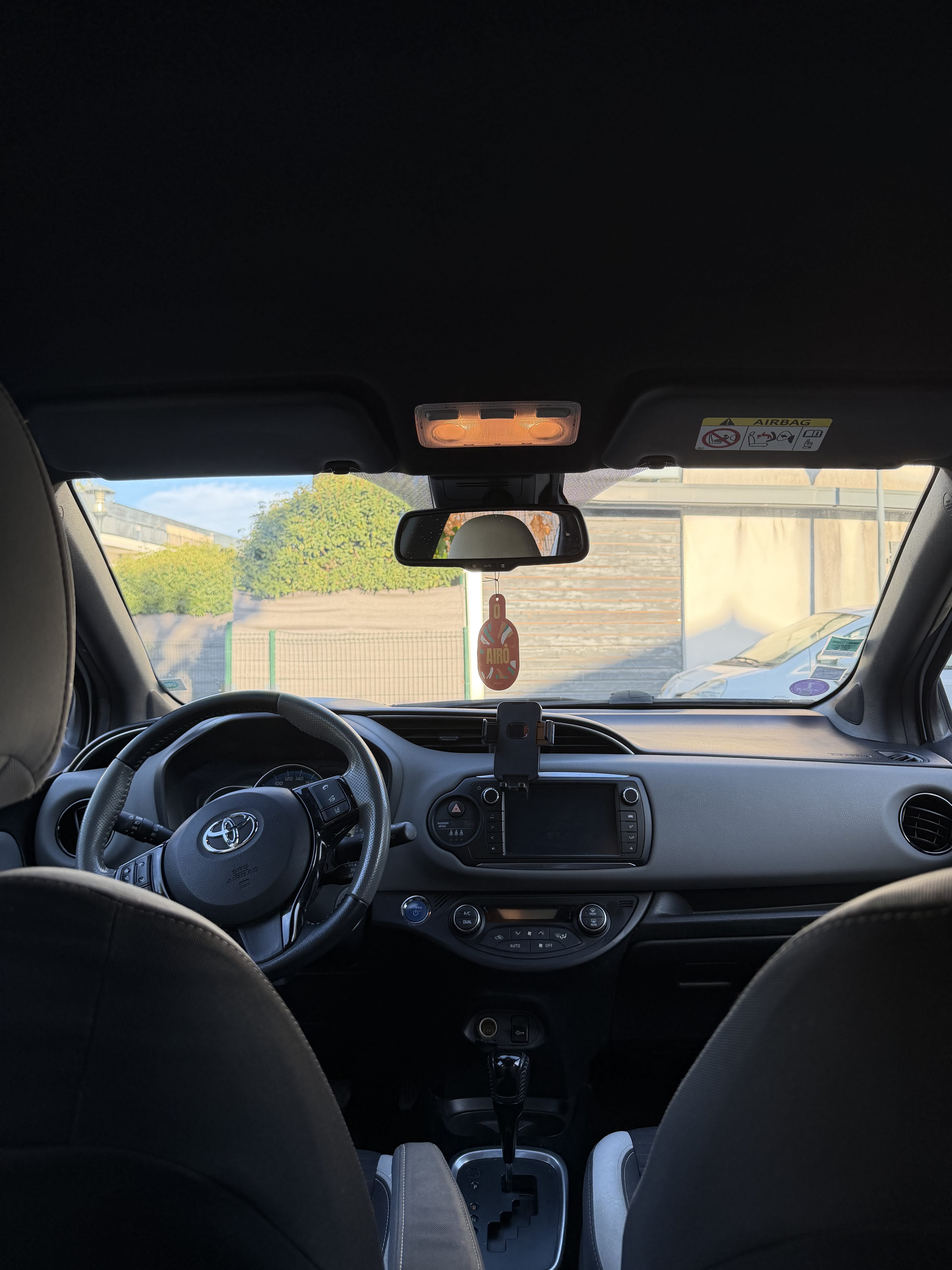 Toyota Yaris Hybride avec Régulateur de vitesse