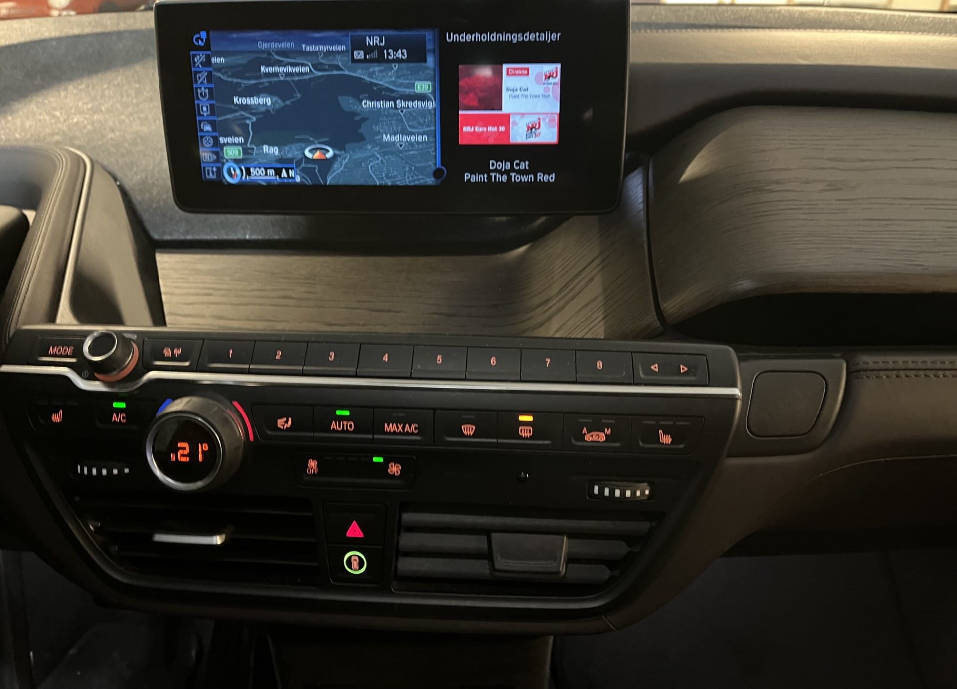 BMW i3 Fully Charged, 94 AH, NEDC 300 KM med Babysete