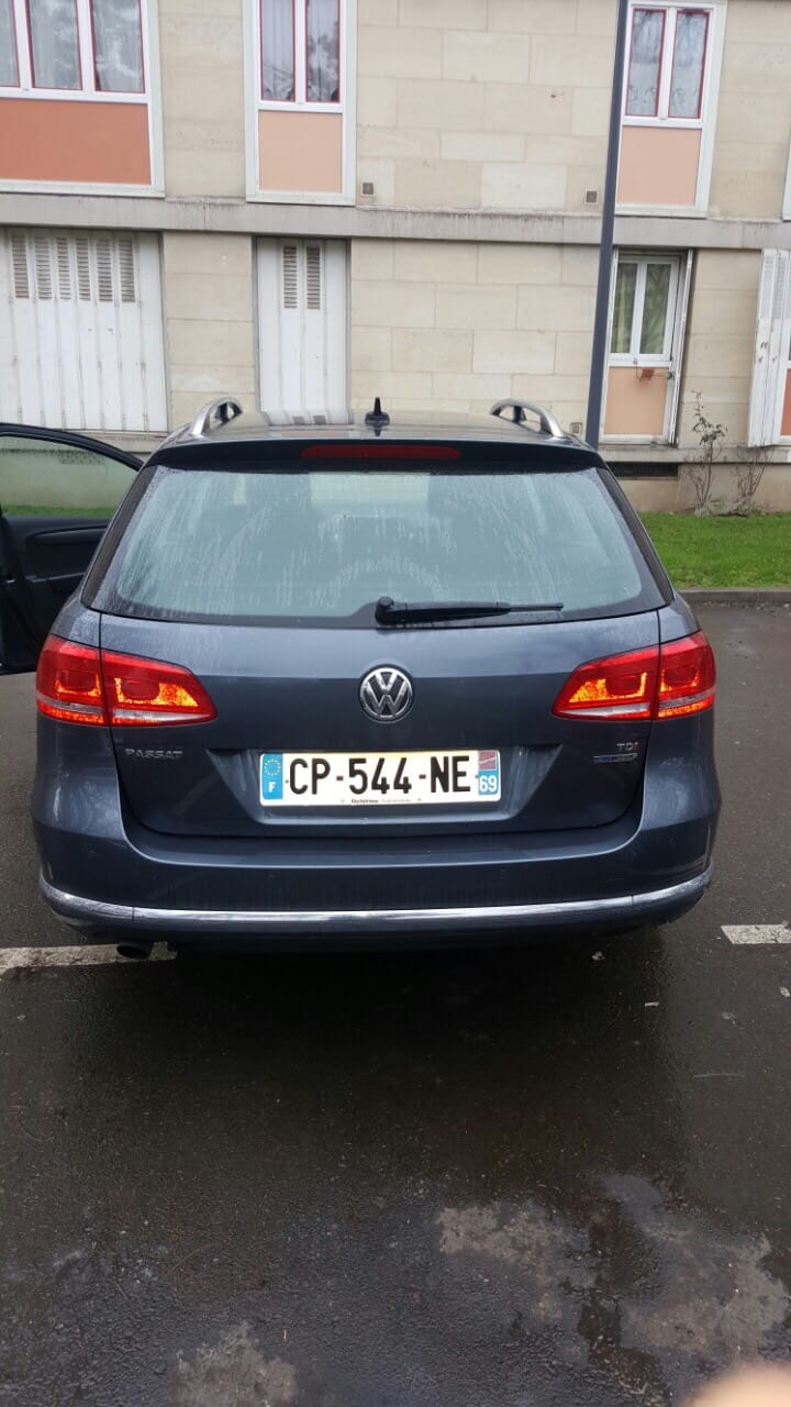 Volkswagen Passat SW avec Climatisation