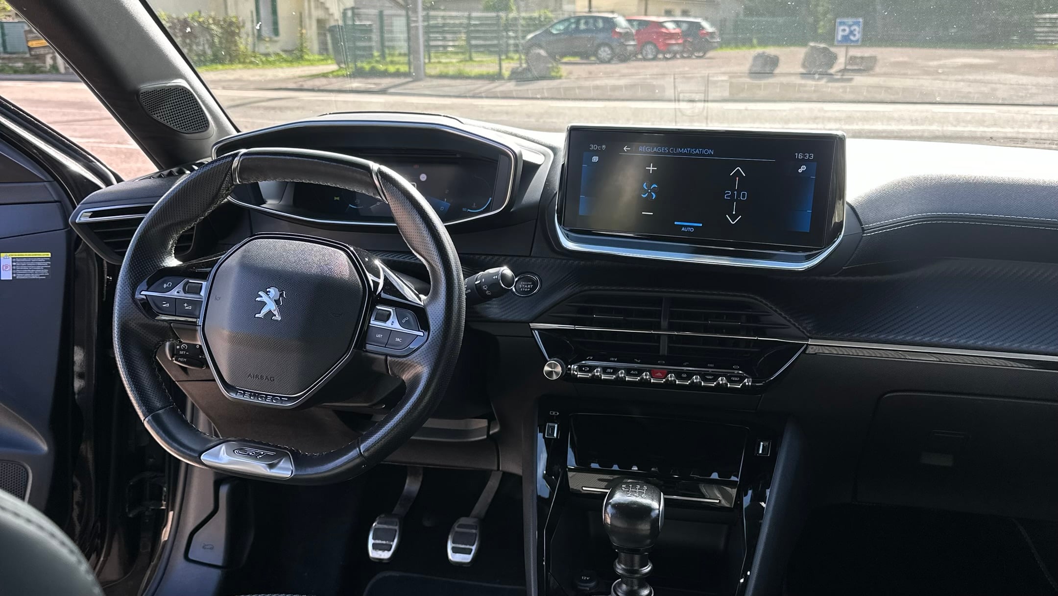 Peugeot 208 avec Android Auto