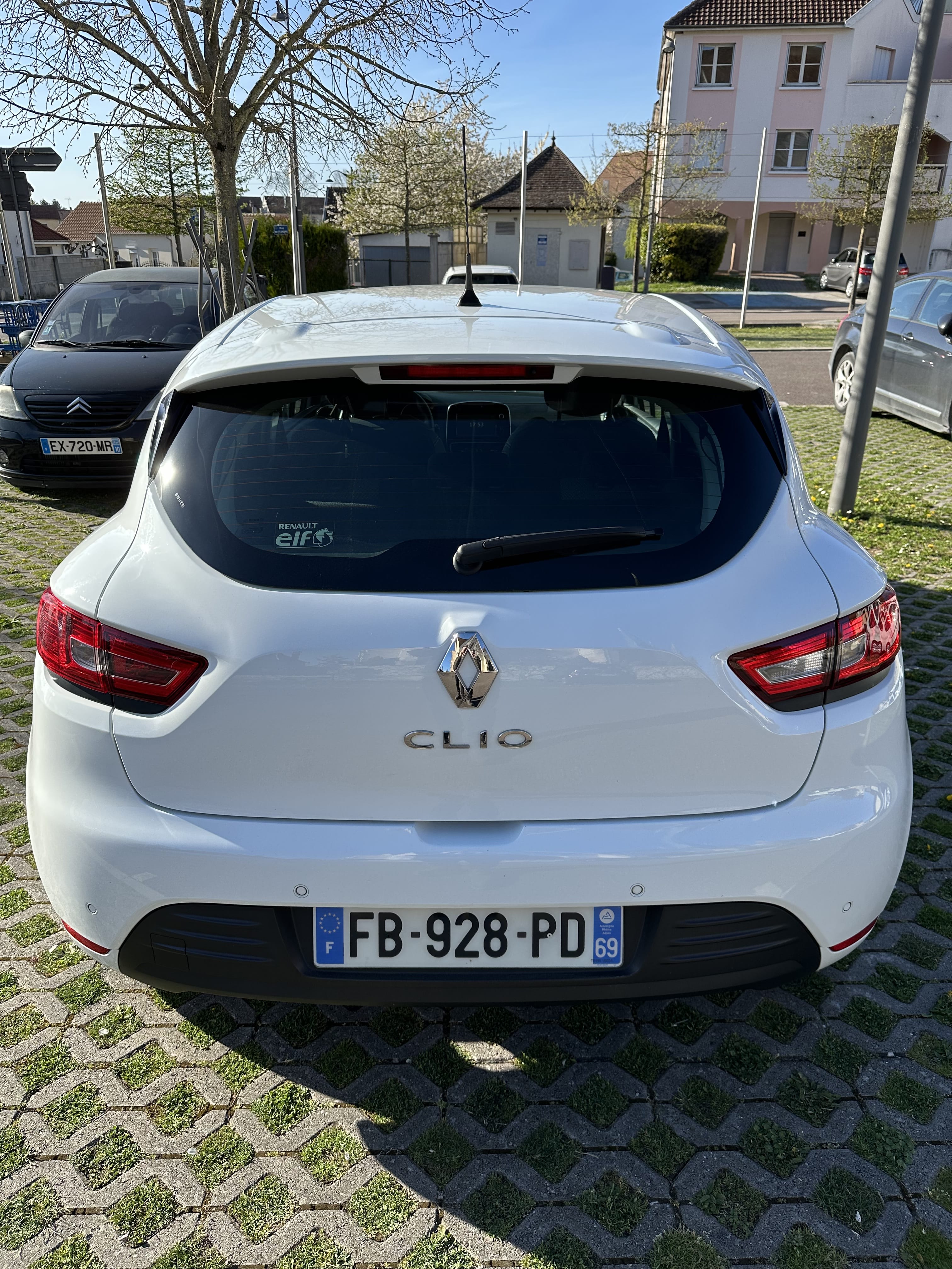 Renault Clio 1.5dci avec GPS